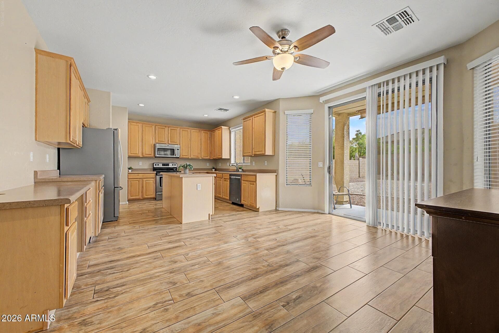 31292 N SADDLEBAG Lane, San Tan Valley, AZ 85143 — photo 21 of 67