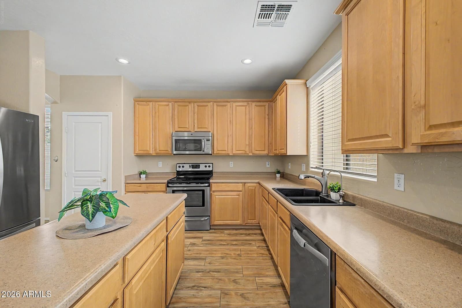 31292 N SADDLEBAG Lane, San Tan Valley, AZ 85143 — photo 25 of 67