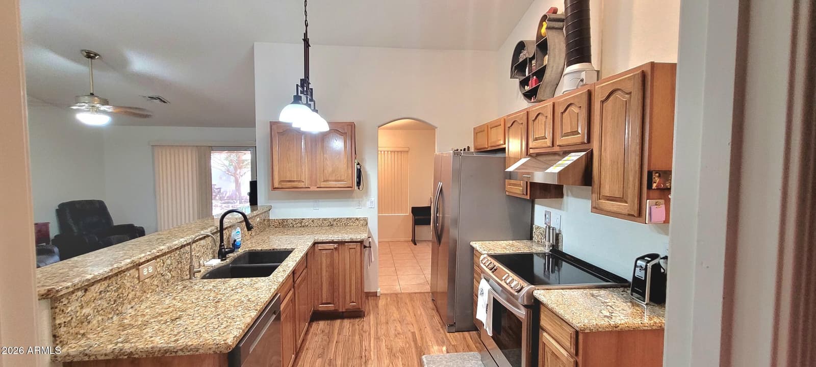 6252 E PORTIA Street, Mesa, AZ 85215 — photo 4 of 28