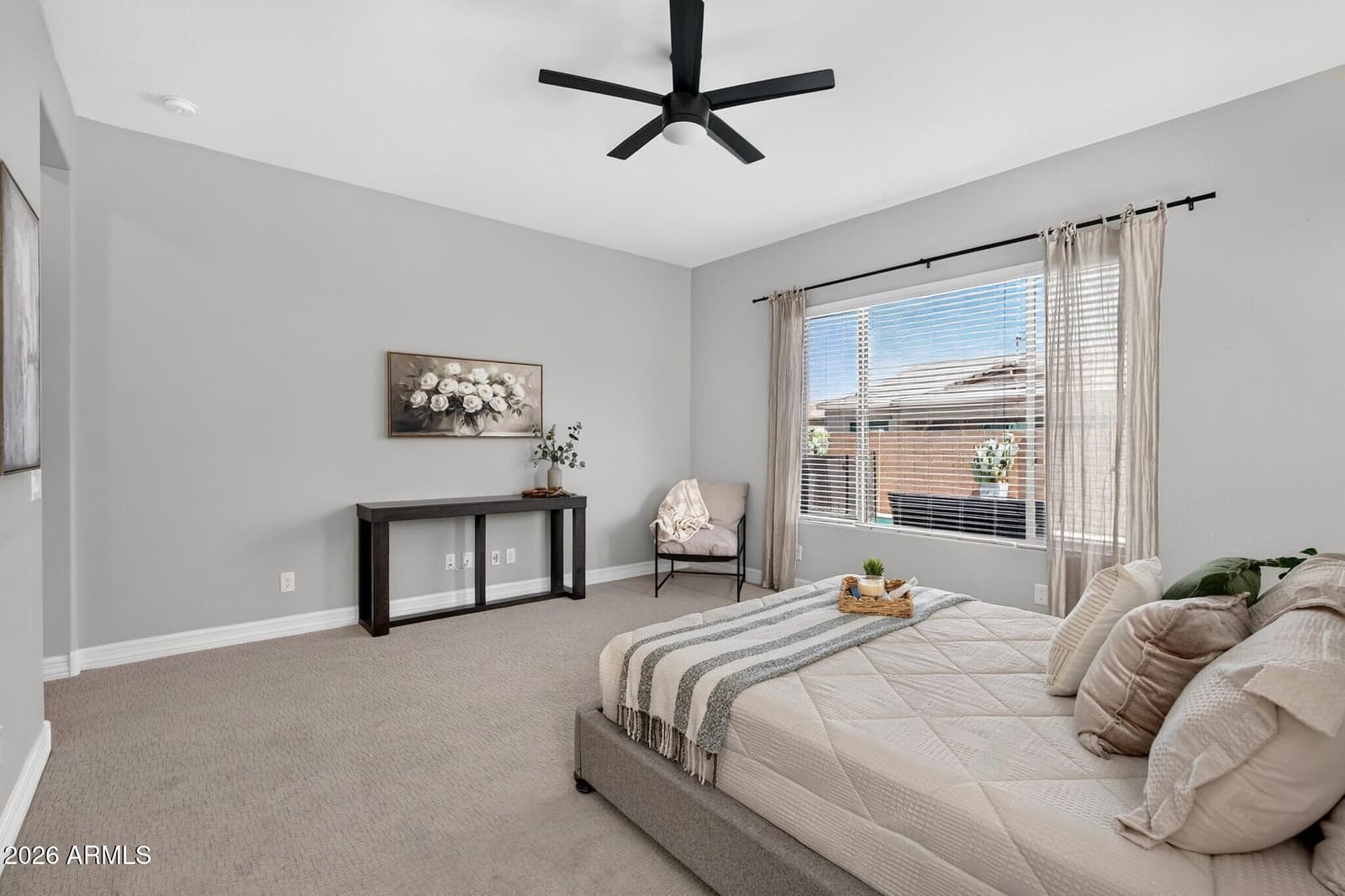 992 E PARKVIEW Drive, Gilbert, AZ 85295 — photo 25 of 67