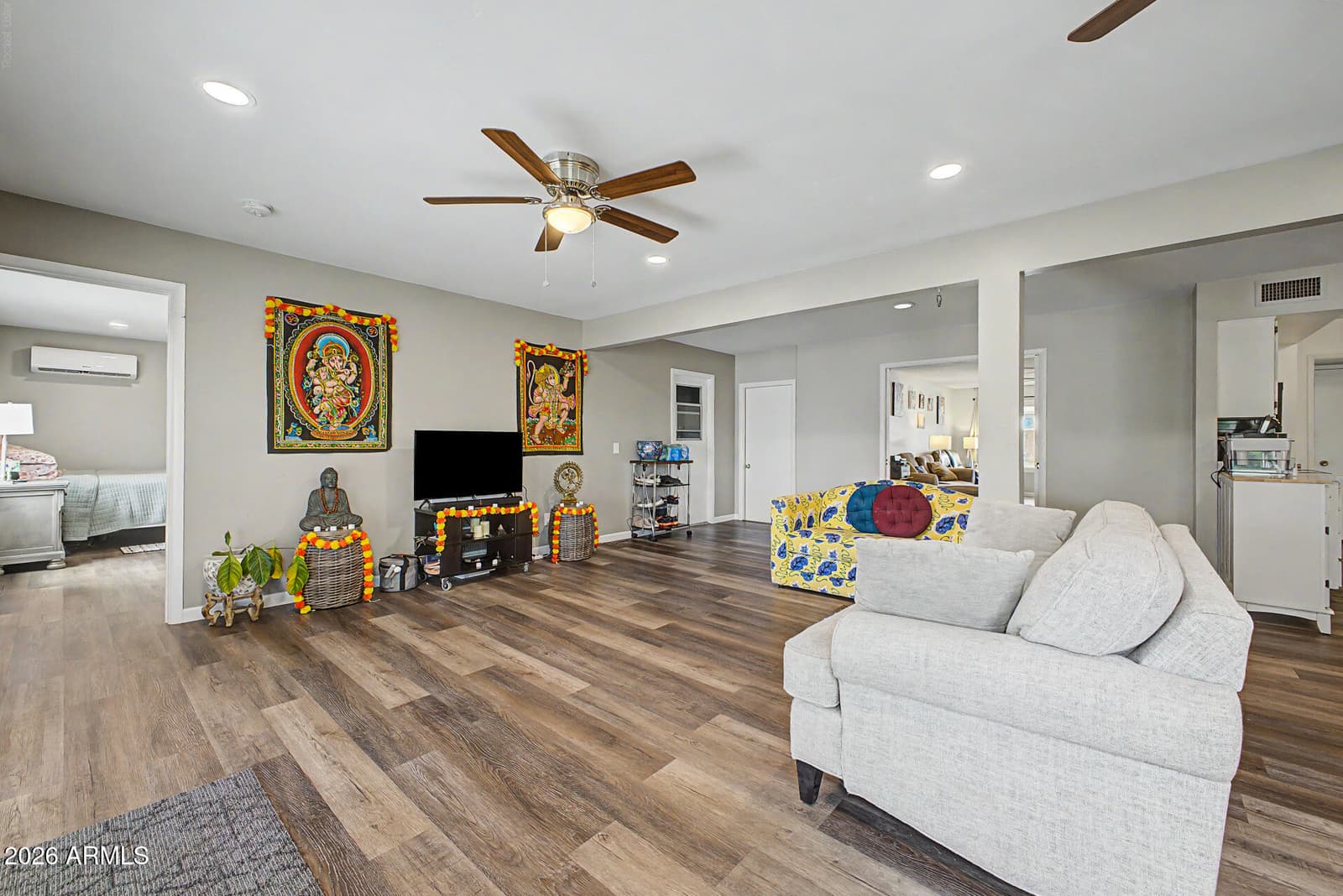 12209 N MISSION Drive, Sun City, AZ 85351 — photo 12 of 32