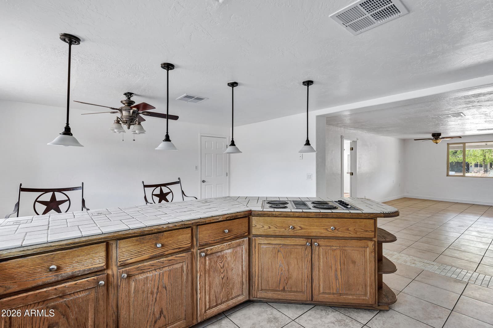 3235 E Sunnyside Lane, Phoenix, AZ 85032 — photo 14 of 34