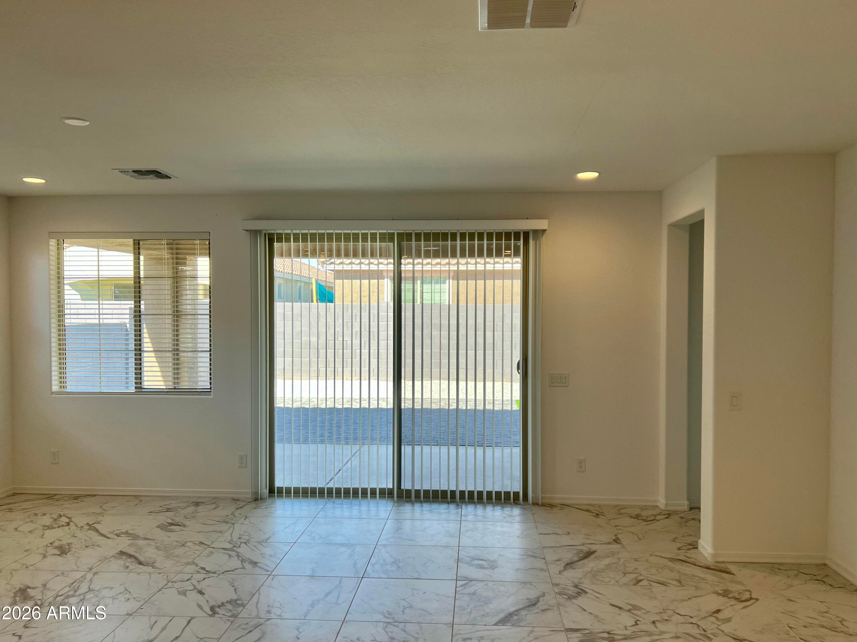 10214 W INDIANOLA Avenue, Avondale, AZ 85392 — photo 8 of 42