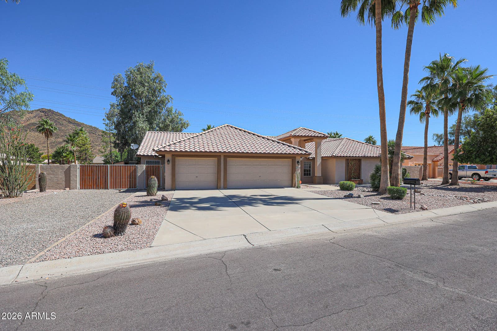 5542 W NORTHWOOD Drive, Glendale, AZ 85310 — photo 1 of 40