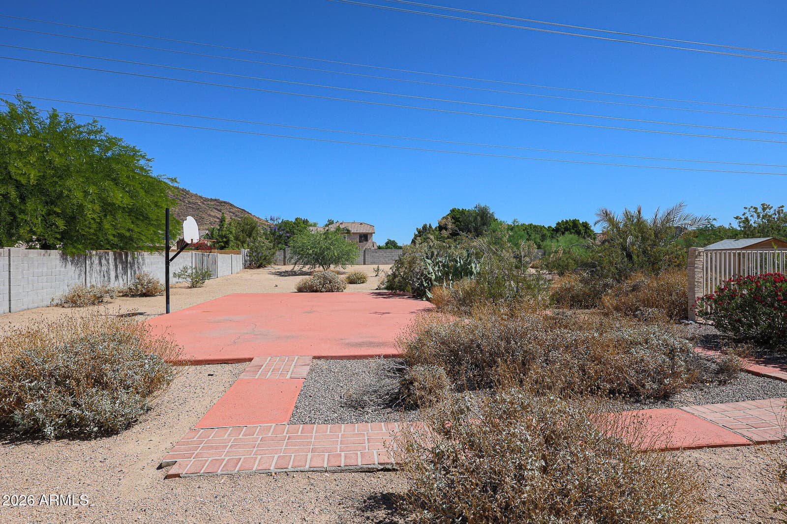 5542 W NORTHWOOD Drive, Glendale, AZ 85310 — photo 38 of 40