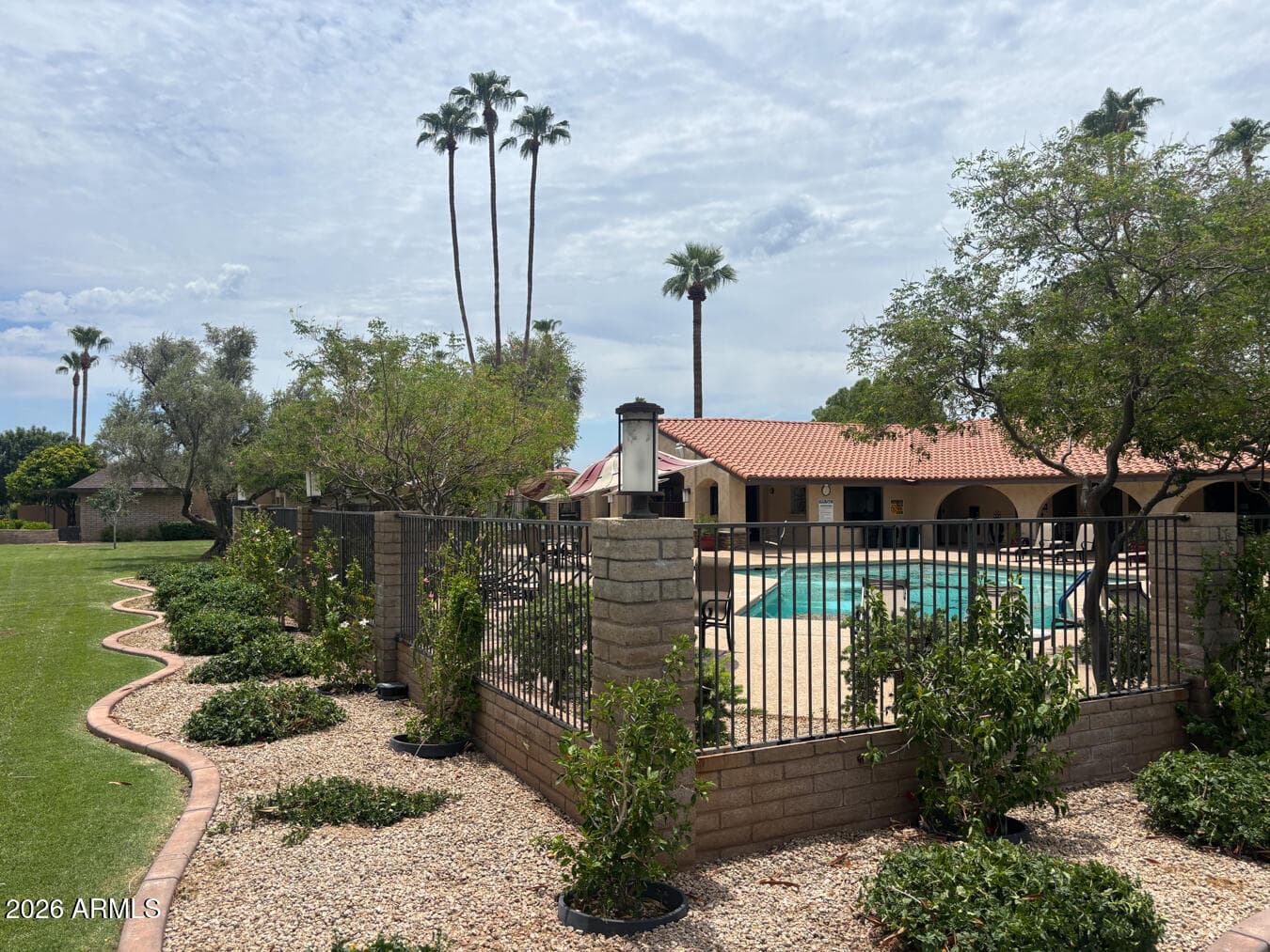 7844 E CRESTWOOD Way, Scottsdale, AZ 85250 — photo 26 of 28