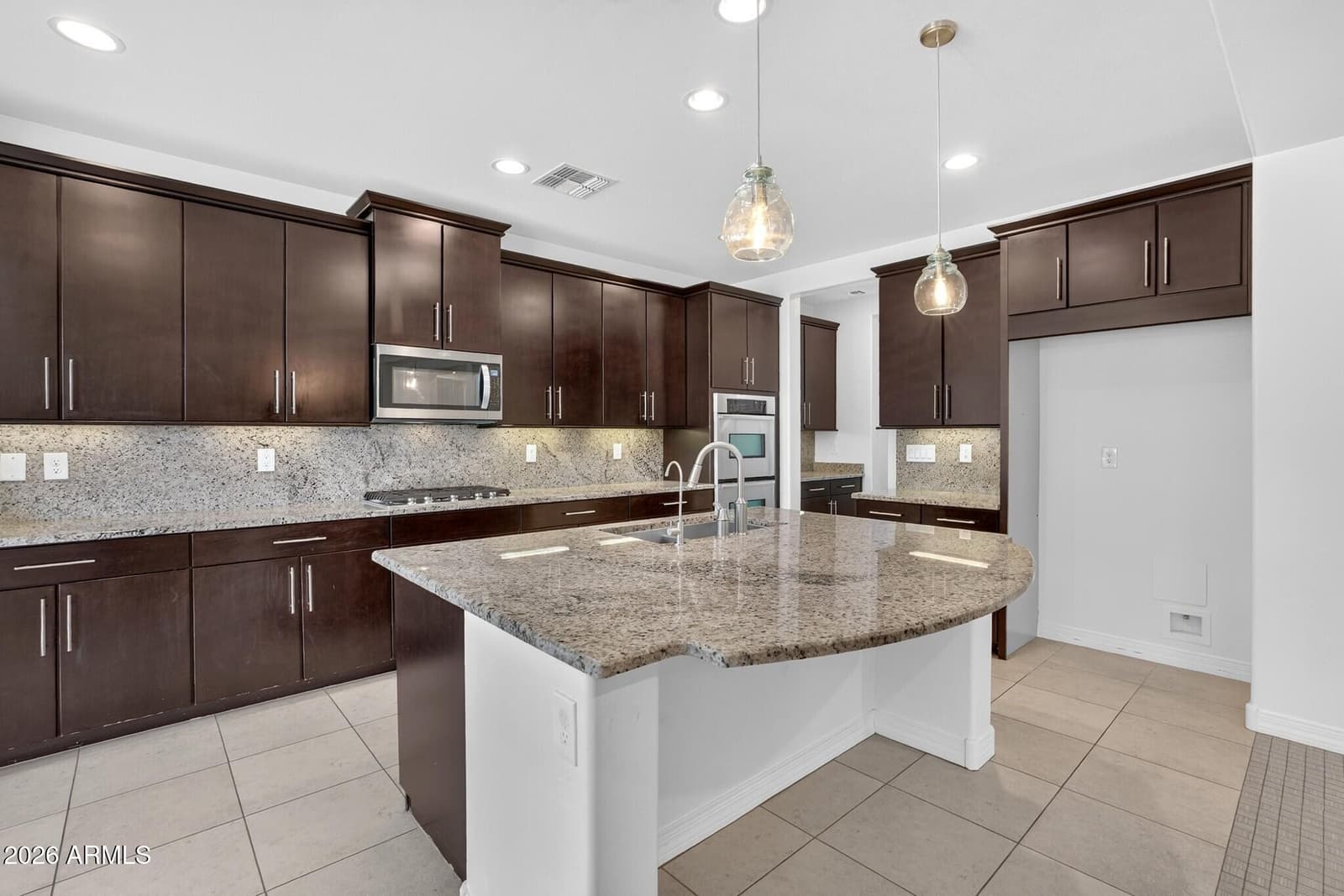 1872 W SWAN Drive, Chandler, AZ 85286 — photo 14 of 54