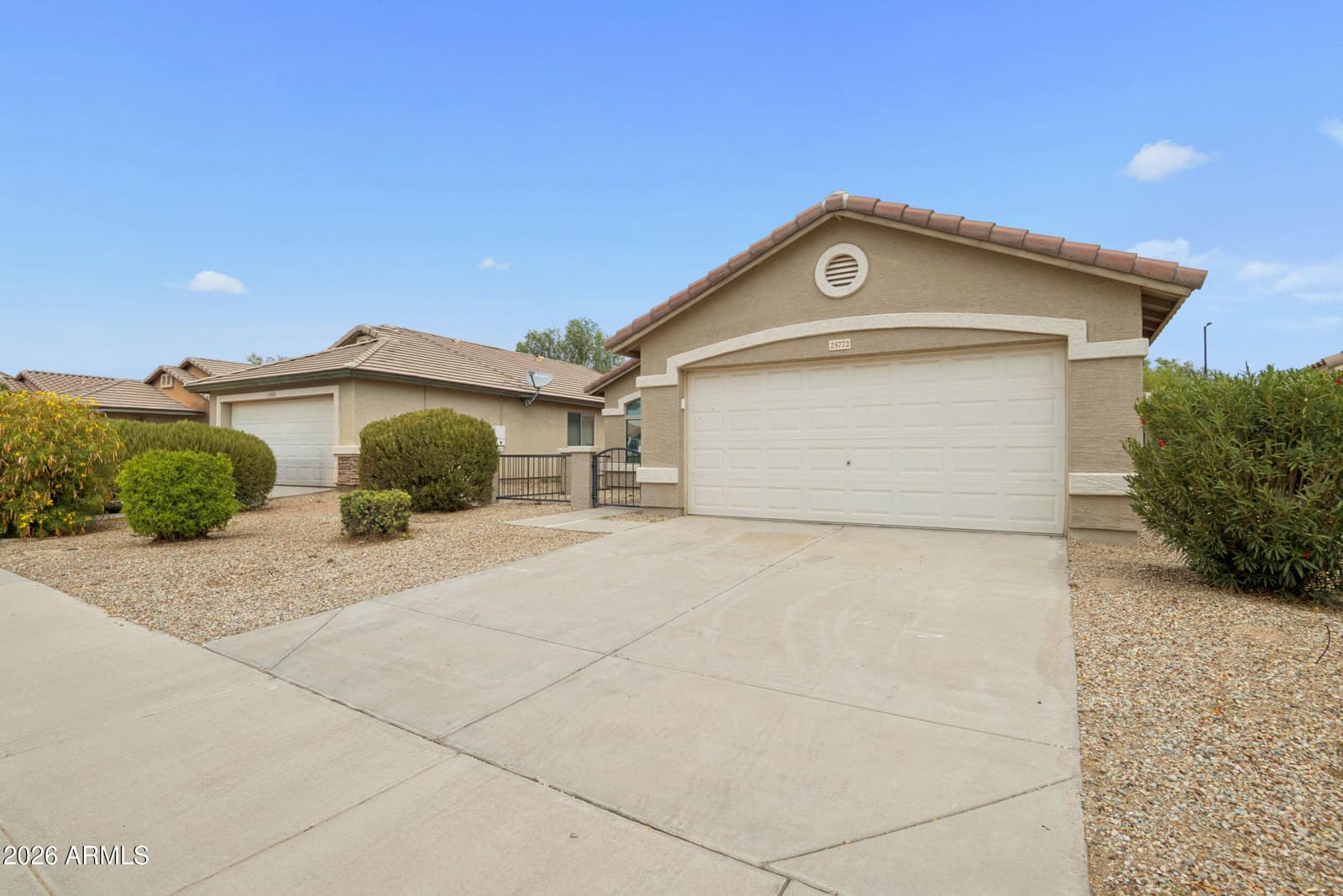 25772 W KENDALL Street, Buckeye, AZ 85326 — photo 3 of 35