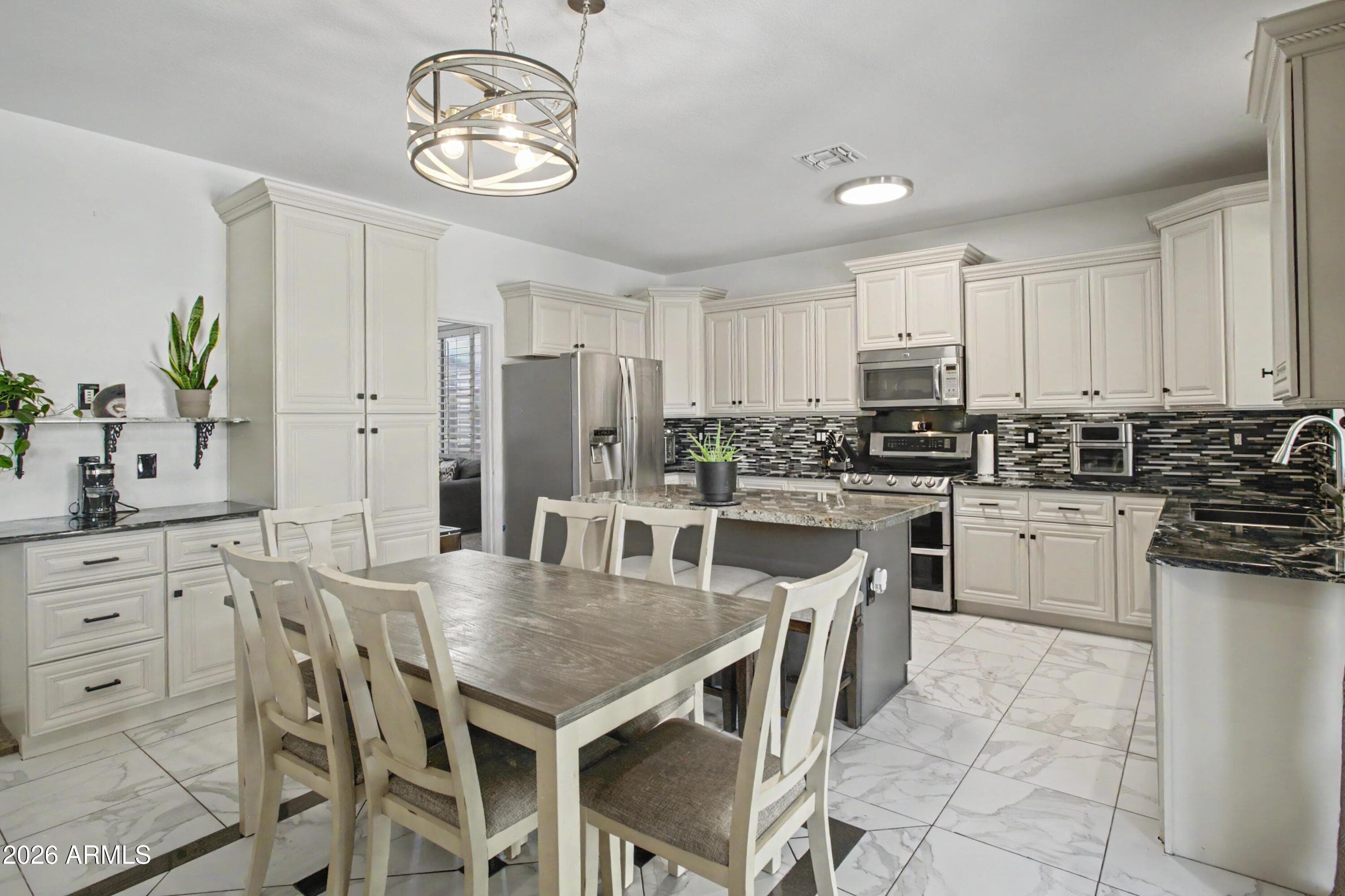 577 N Newport Street, Chandler, AZ 85225 — photo 10 of 42