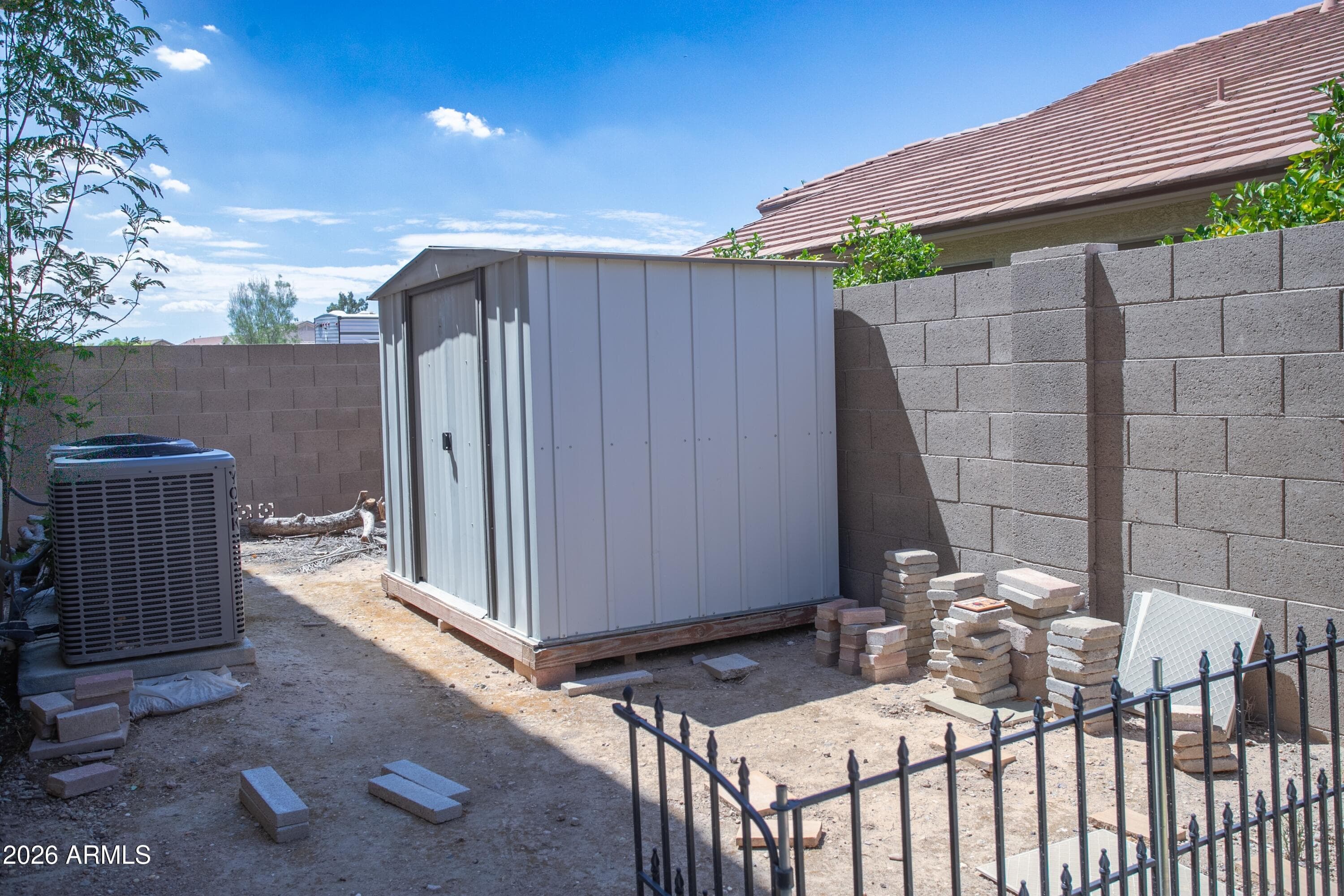 577 N Newport Street, Chandler, AZ 85225 — photo 36 of 42