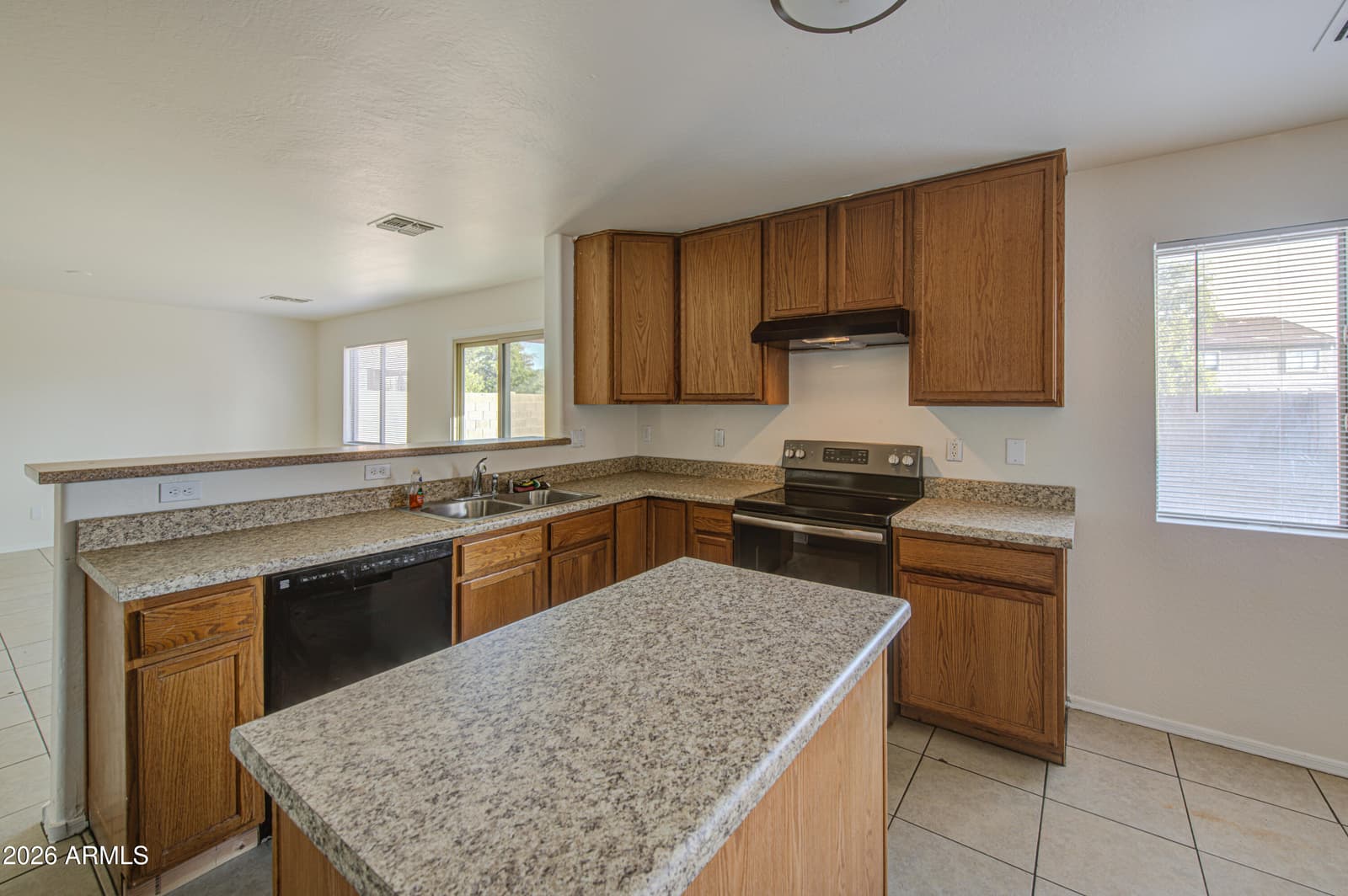 11217 W BRITTLEWOOD Drive, Phoenix, AZ 85037 — photo 9 of 27