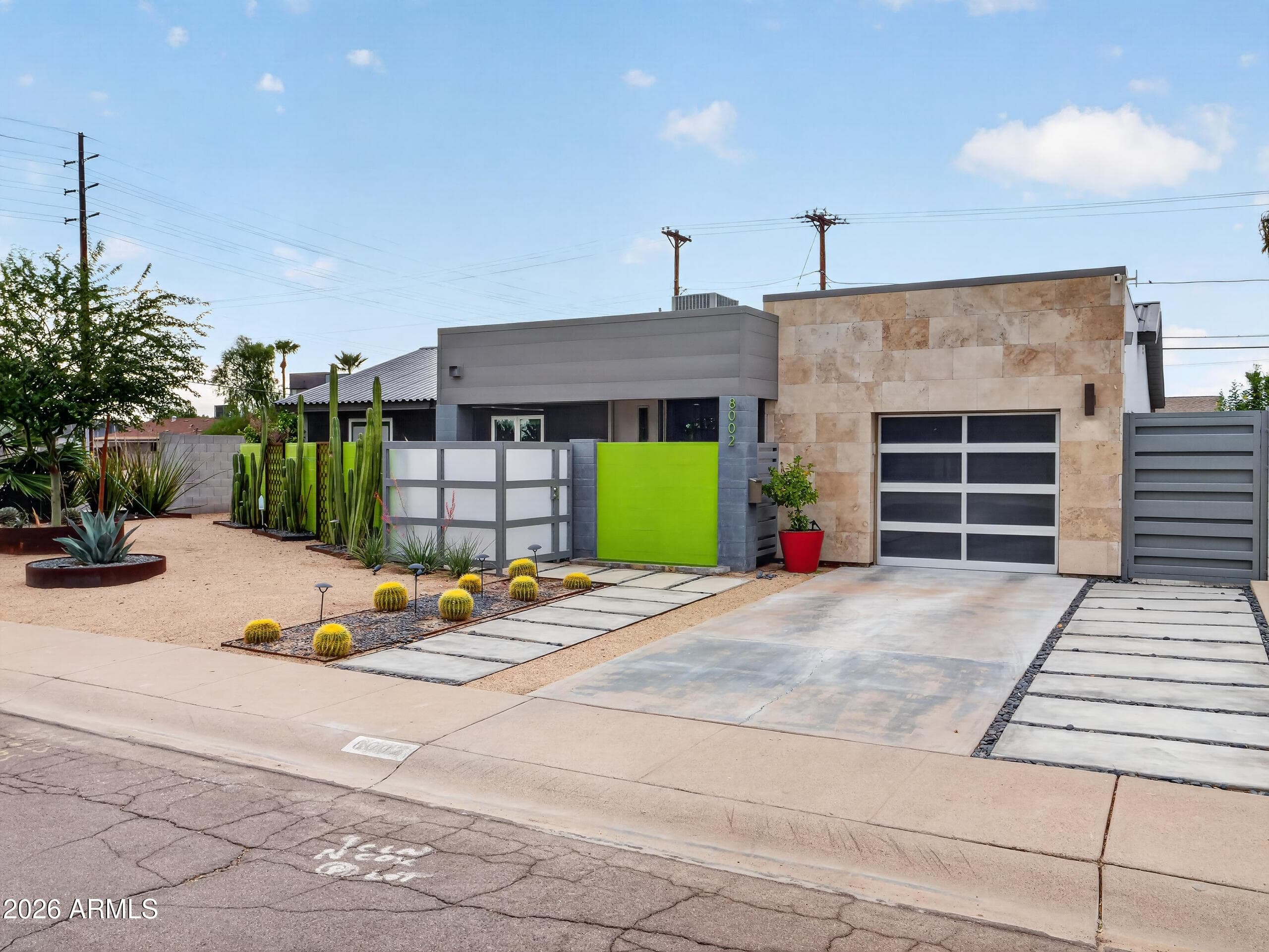 8002 E HUBBELL Street, Scottsdale, AZ 85257 — photo 3 of 34