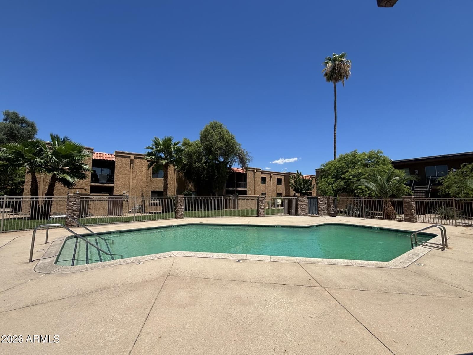 7110 E CONTINENTAL Drive 2026, Scottsdale, AZ 85257 — photo 11 of 48