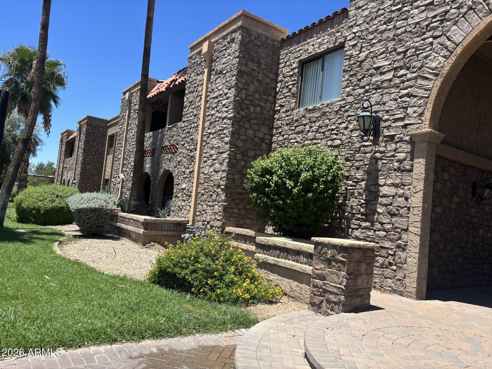 7110 E CONTINENTAL Drive 2026, Scottsdale, AZ 85257 — photo 2 of 48