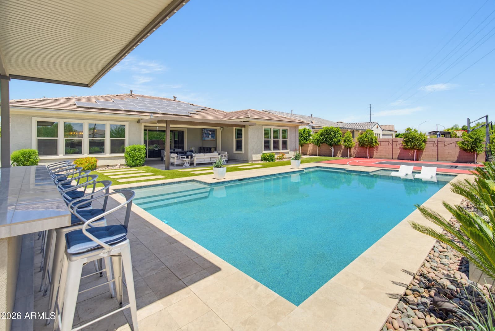 2515 E THORNTON Court, Gilbert, AZ 85297 — photo 4 of 32
