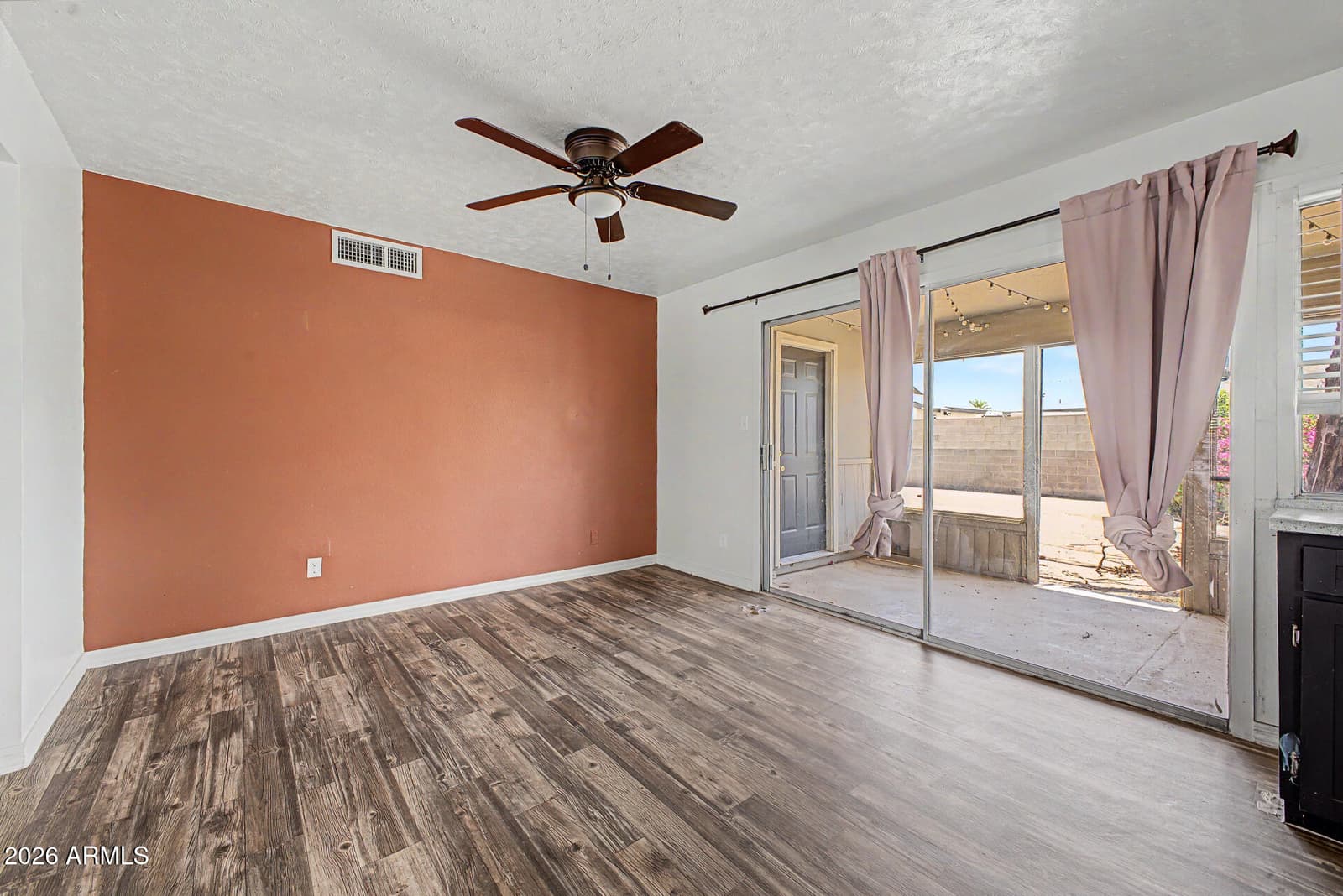 4107 E NANCY Lane, Phoenix, AZ 85042 — photo 8 of 28