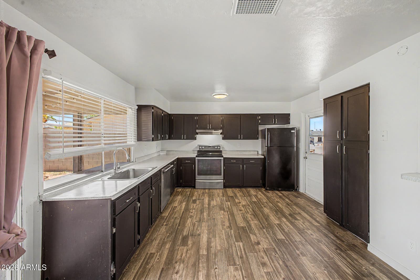 4107 E NANCY Lane, Phoenix, AZ 85042 — photo 11 of 28