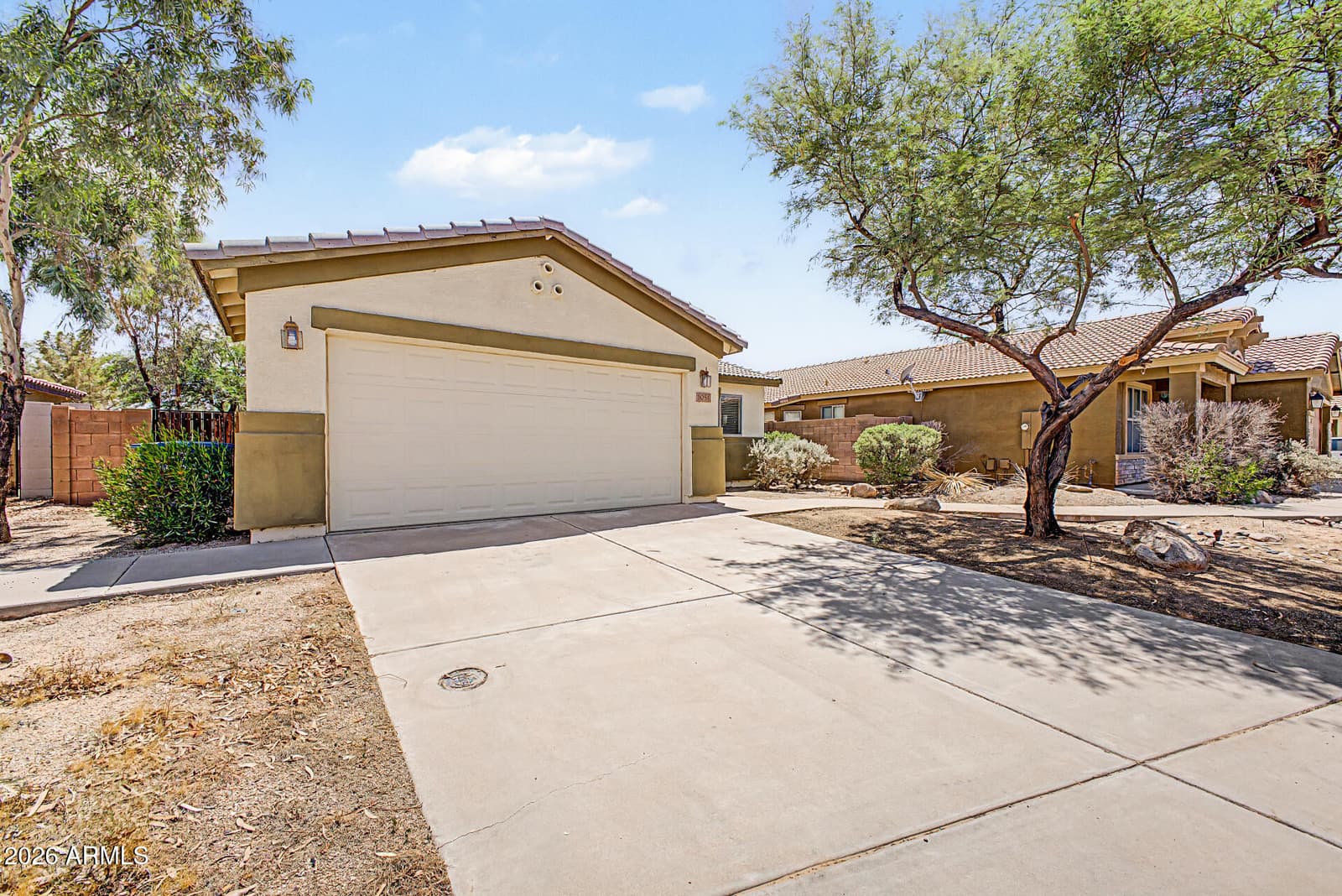 1051 W SAWGRASS Trail, Casa Grande, AZ 85122 — photo 3 of 30