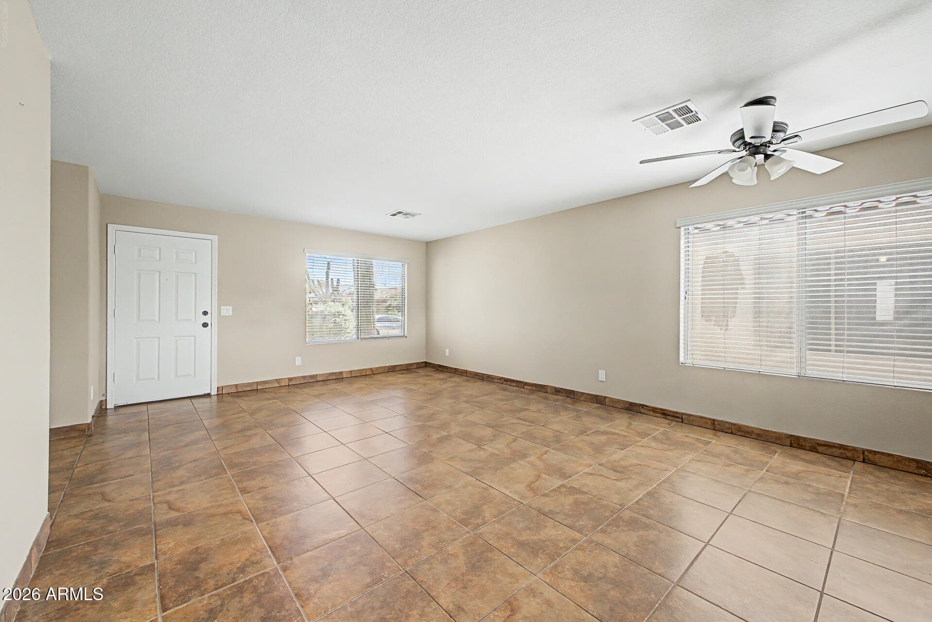 966 E GRAHAM Lane, Apache Junction, AZ 85119 — photo 7 of 35