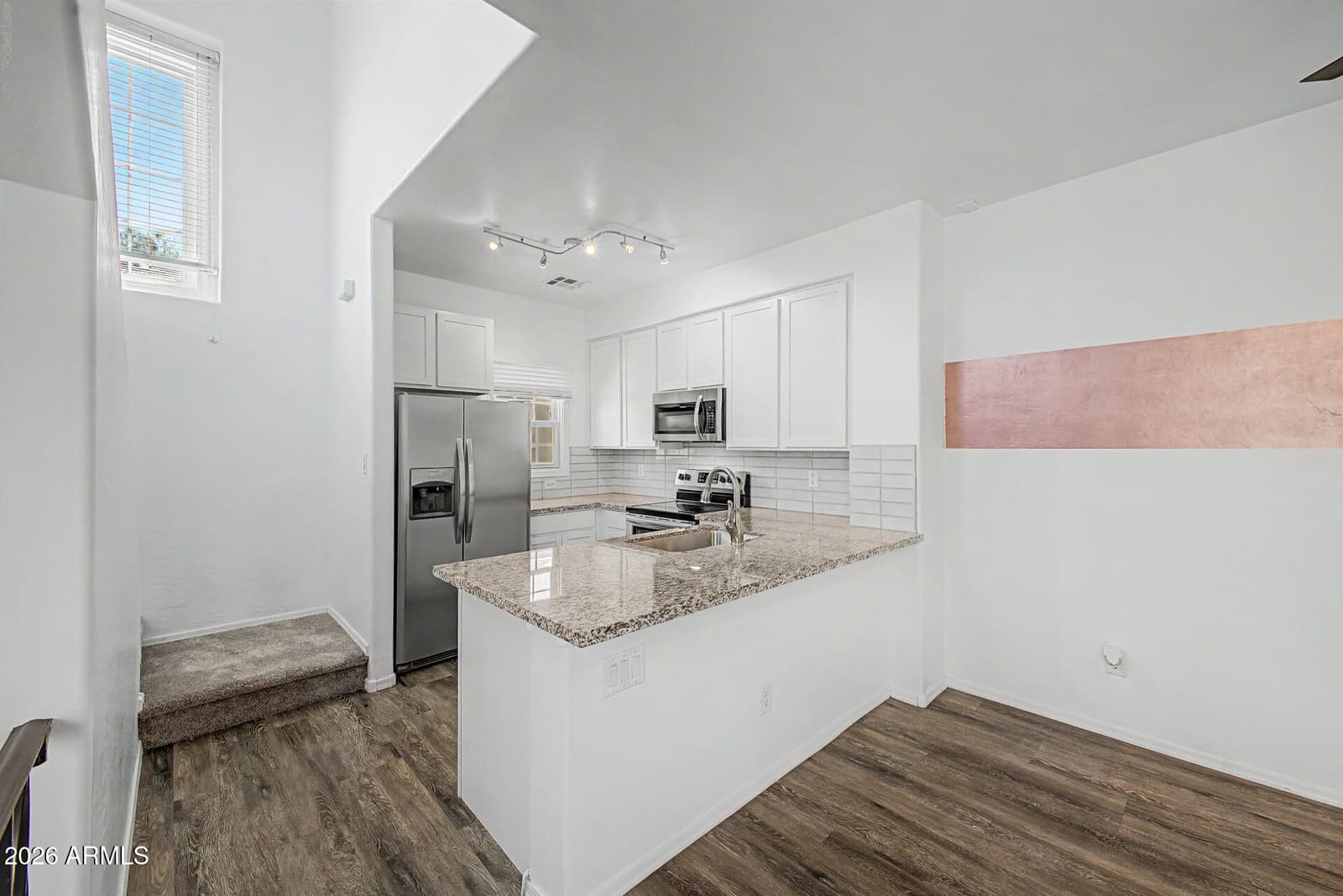5631 S 21ST Place, Phoenix, AZ 85040 — photo 10 of 28