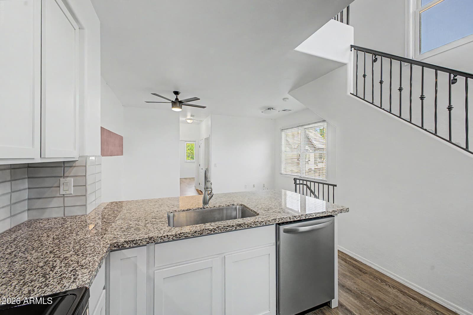 5631 S 21ST Place, Phoenix, AZ 85040 — photo 12 of 28