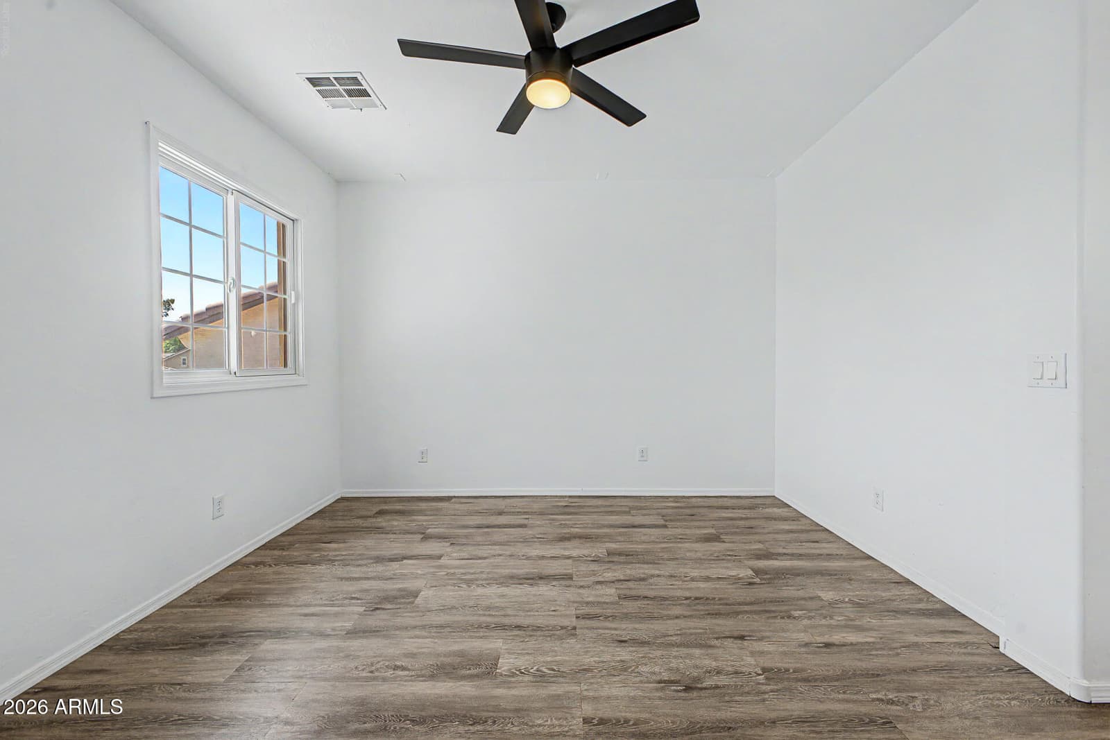 5631 S 21ST Place, Phoenix, AZ 85040 — photo 14 of 28