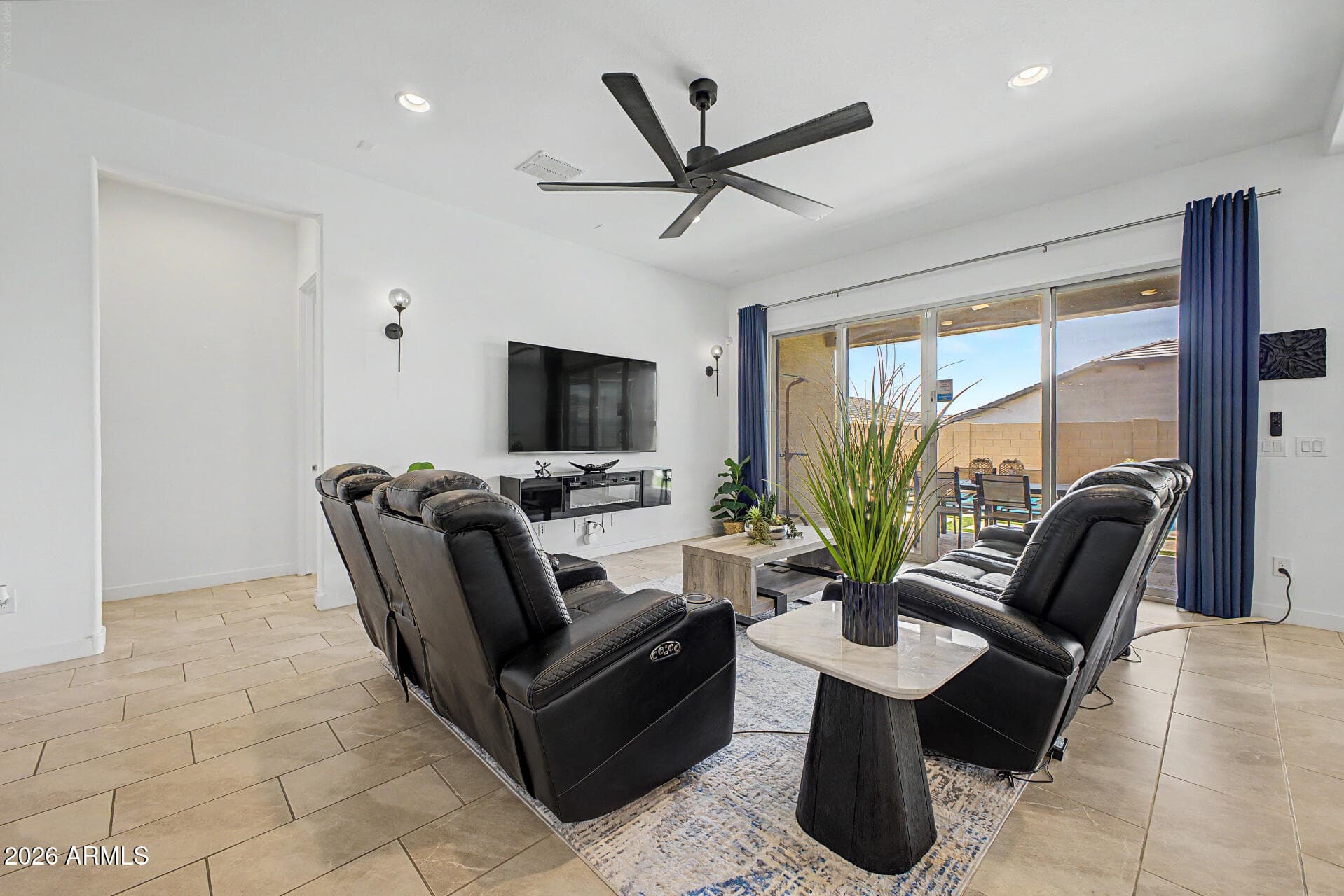 9337 W SELLS Drive, Phoenix, AZ 85037 — photo 6 of 39