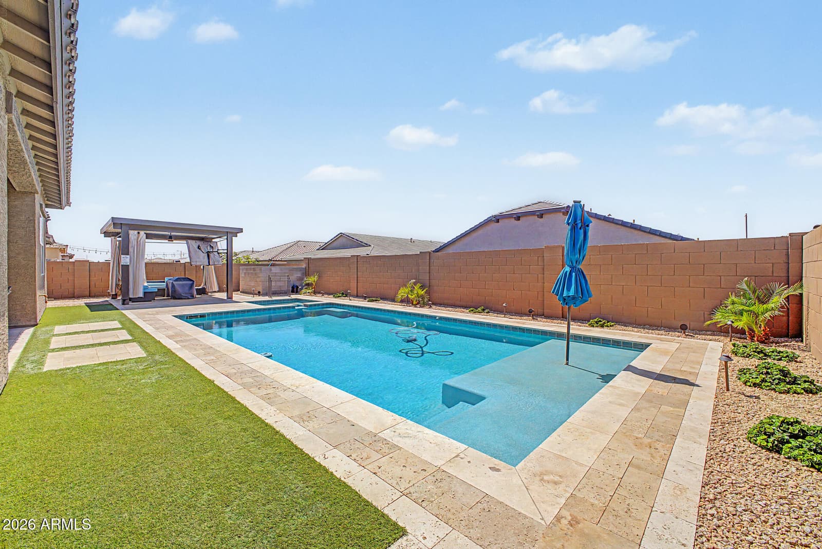 9337 W SELLS Drive, Phoenix, AZ 85037