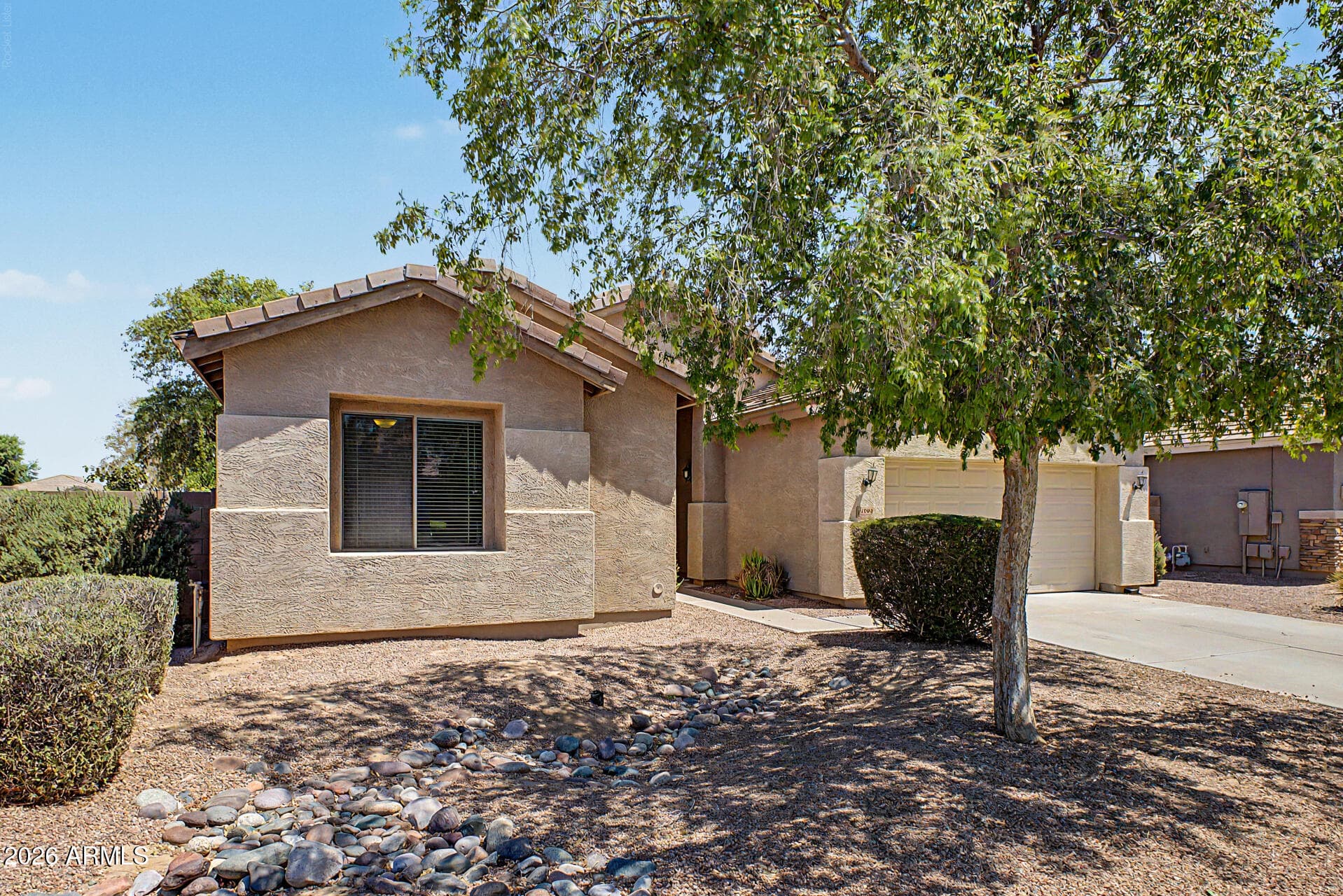 3094 E SPARROW Place, Chandler, AZ 85286 — photo 4 of 31
