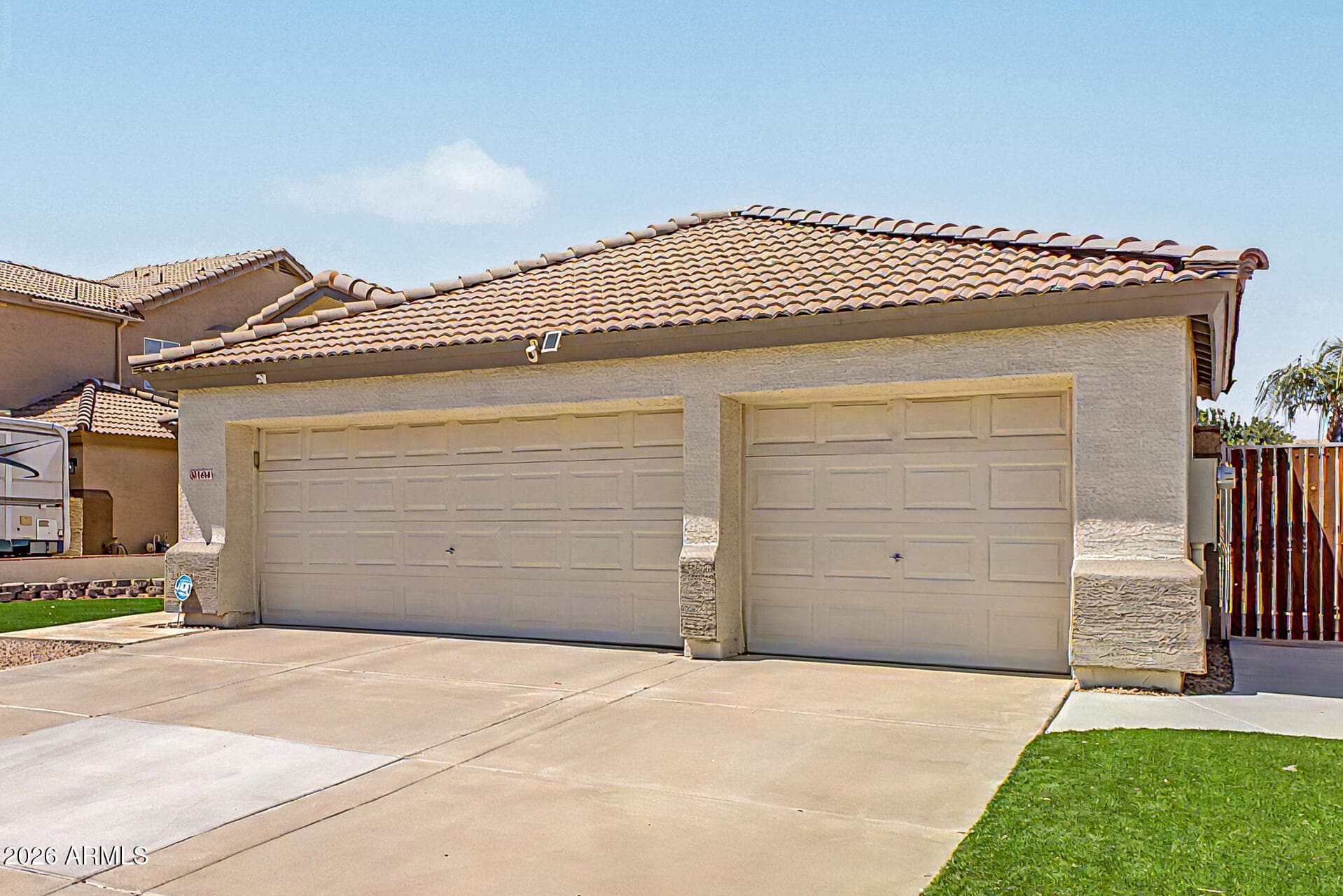 1848 E SARATOGA Street, Gilbert, AZ 85296 — photo 3 of 32