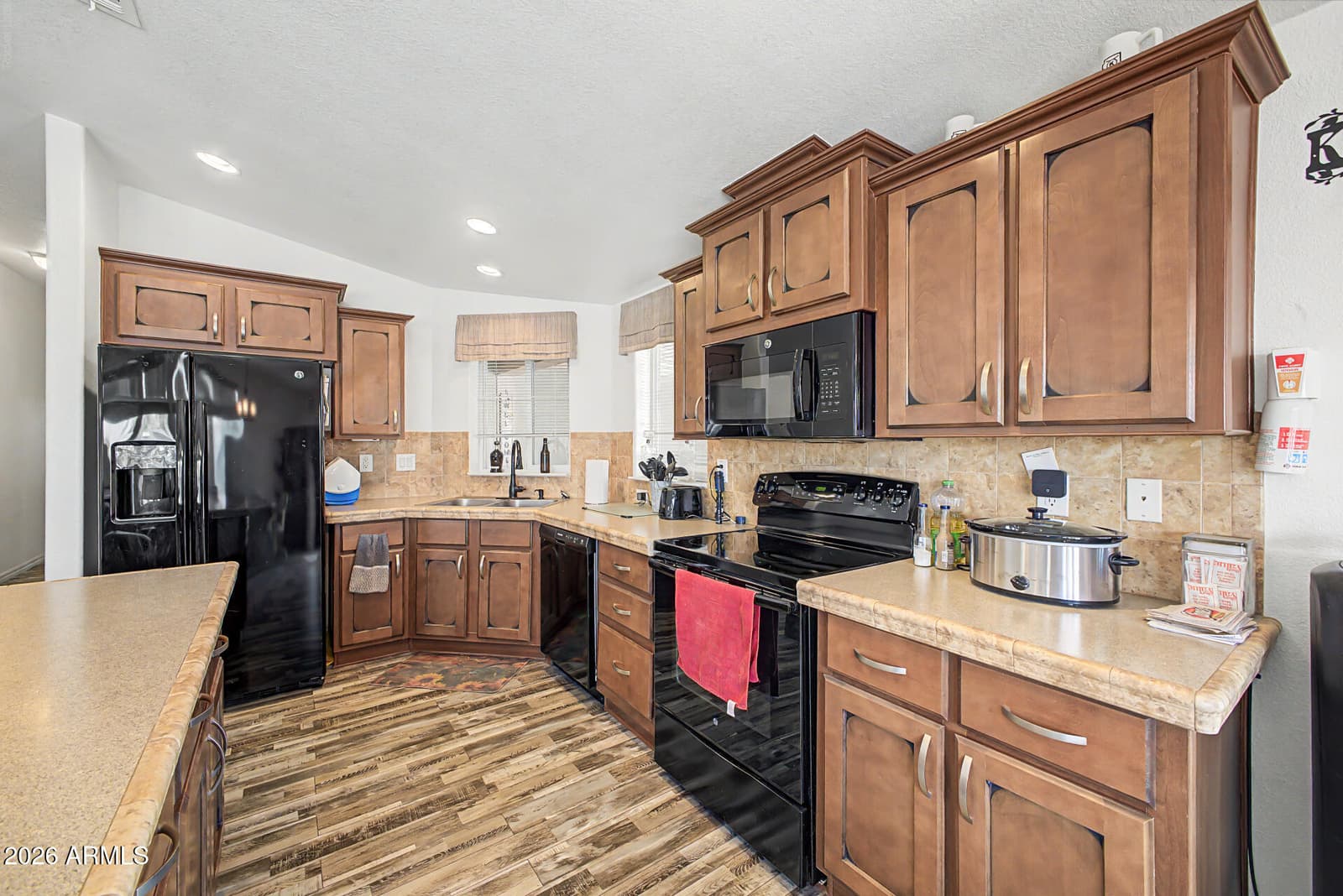 2208 W BASELINE Avenue 86, Apache Junction, AZ 85120 — photo 13 of 29