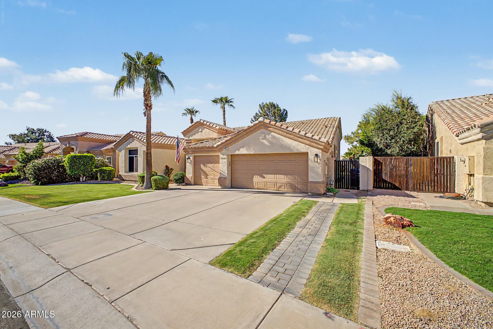 1830 W WISTERIA Drive, Chandler, AZ 85248 — photo 6 of 41