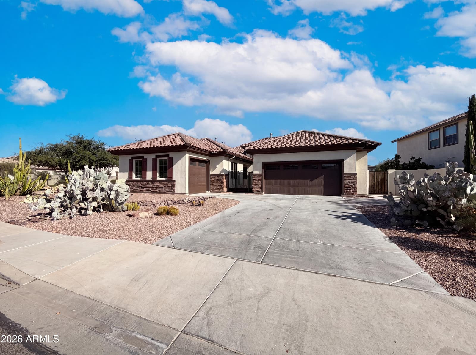 701 E CHARLEVOIX Avenue, Gilbert, AZ 85297 — photo 16 of 39