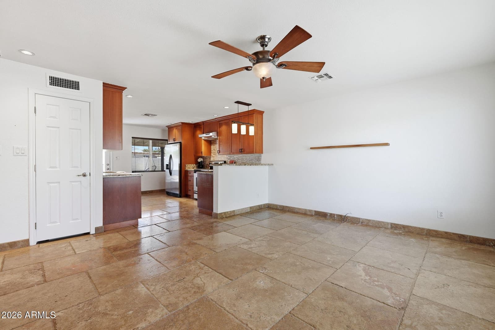 8702 E SHERIDAN Street, Scottsdale, AZ 85257 — photo 7 of 43