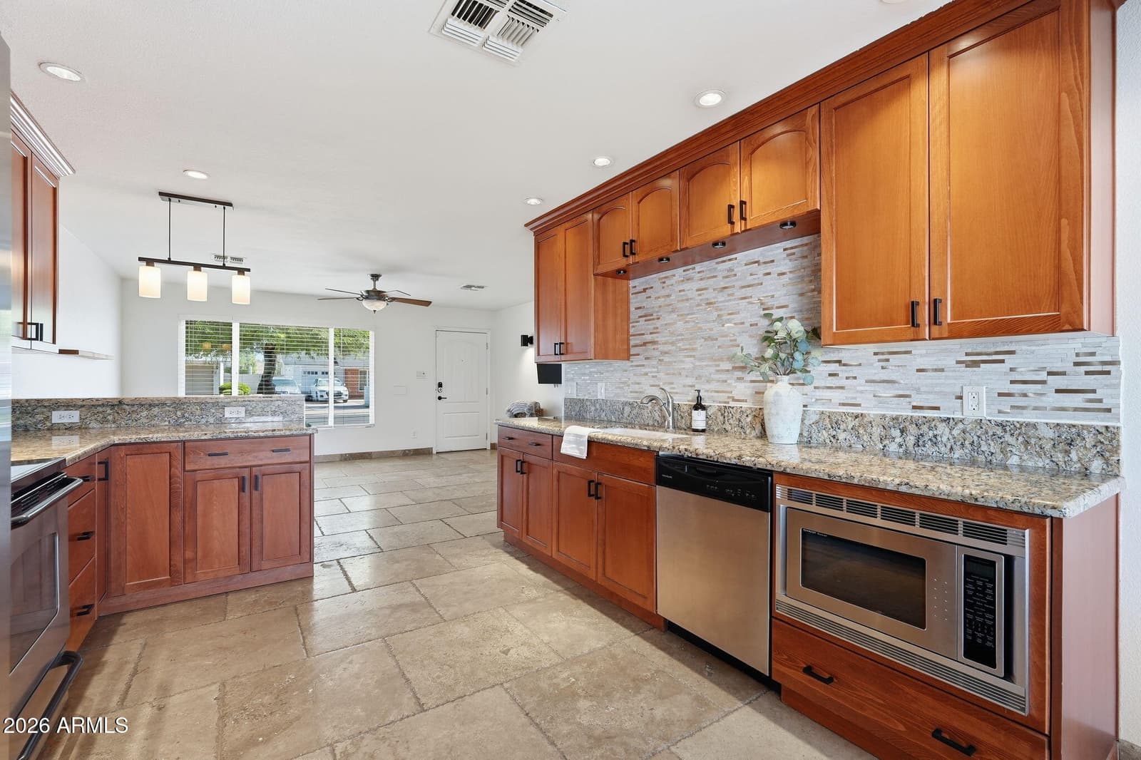 8702 E SHERIDAN Street, Scottsdale, AZ 85257 — photo 11 of 43