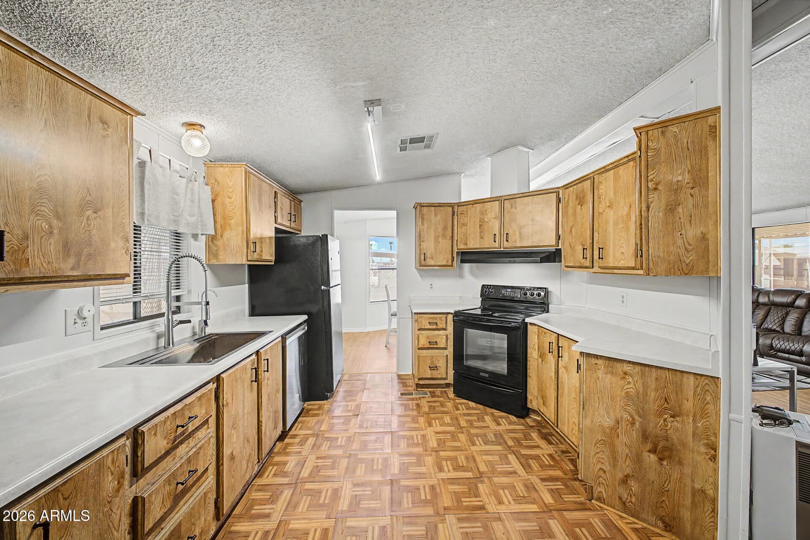 7810 W Peoria 136, Peoria, AZ 85345 — photo 9 of 25