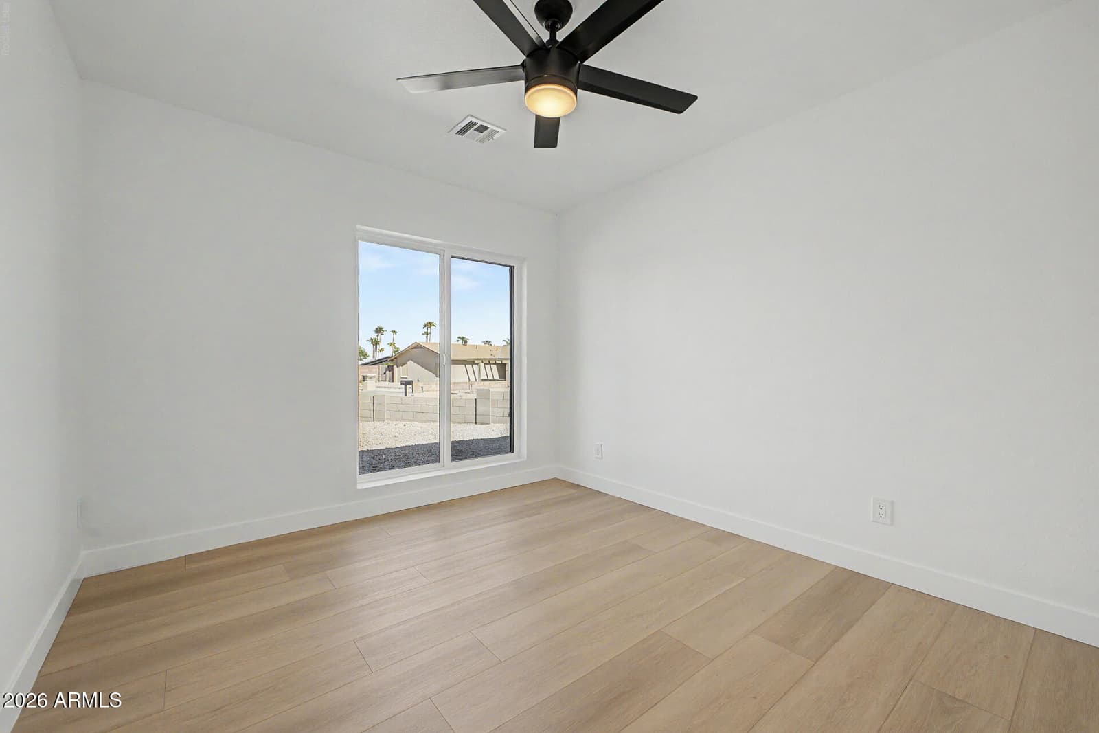 11206 N 26TH Place, Phoenix, AZ 85028 — photo 15 of 20