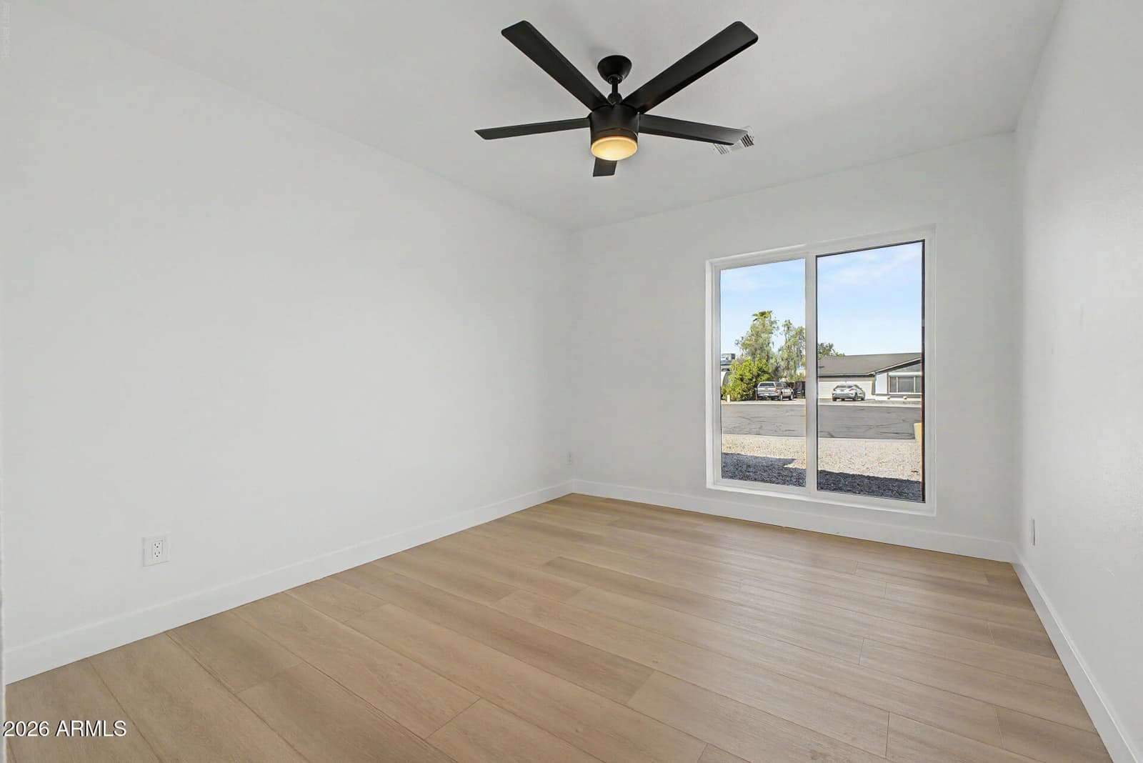 11206 N 26TH Place, Phoenix, AZ 85028 — photo 17 of 20