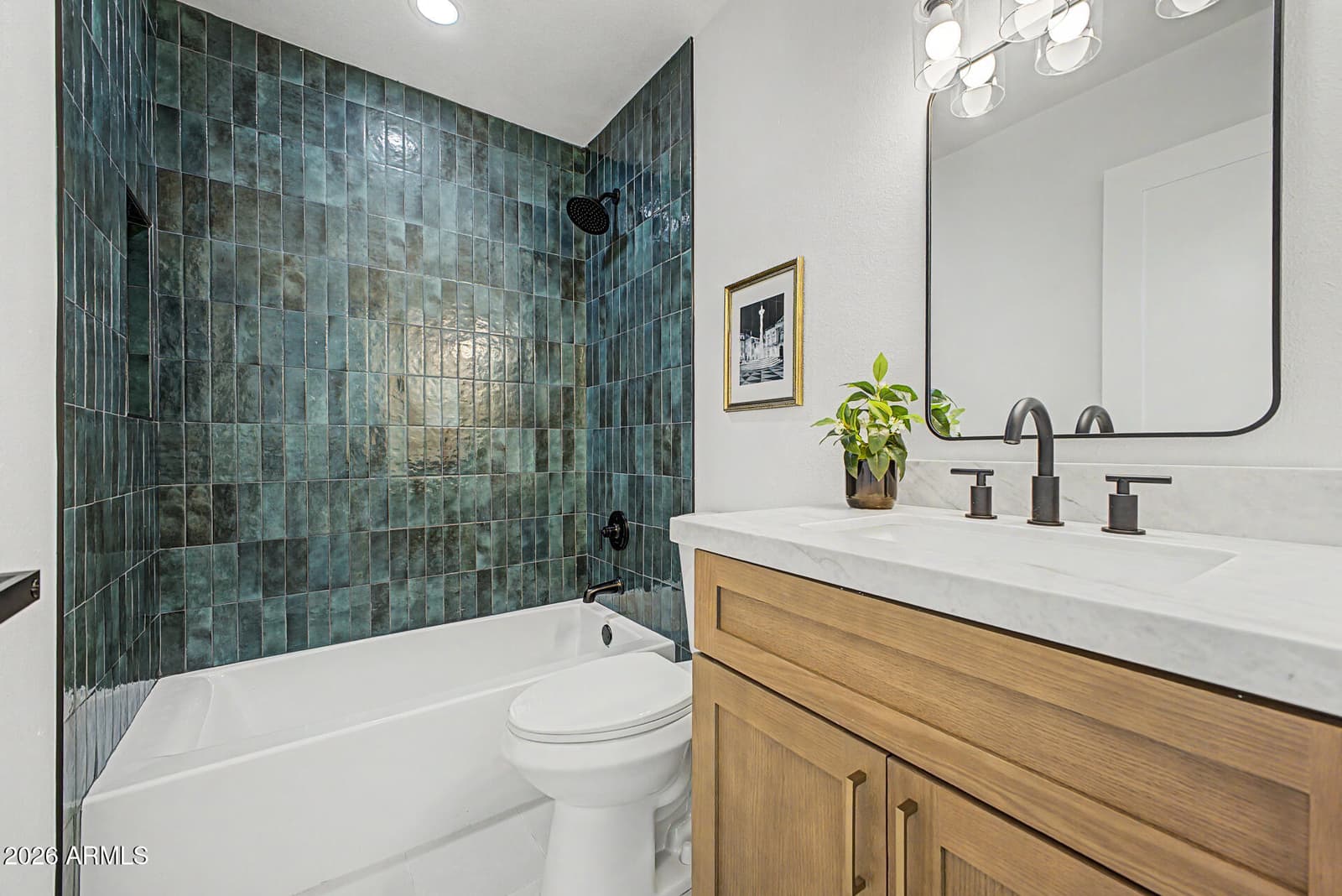 11206 N 26TH Place, Phoenix, AZ 85028 — photo 14 of 20