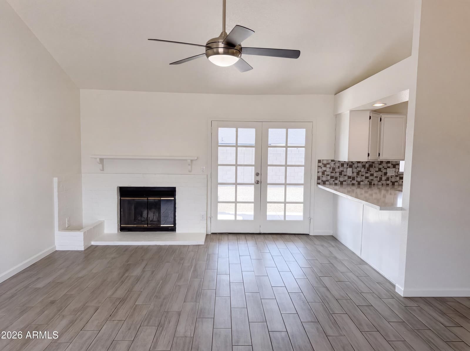 6915 W CHERRY HILLS Drive, Peoria, AZ 85345 — photo 5 of 21