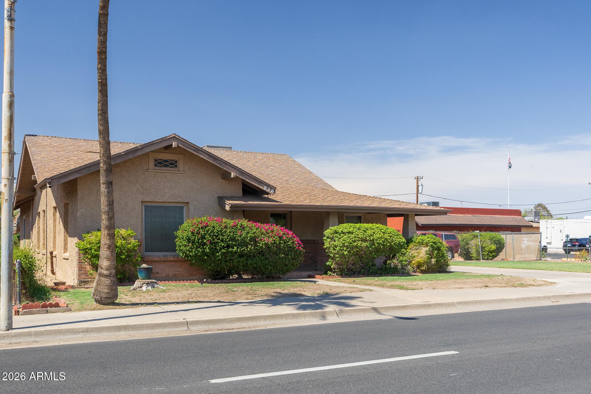 218 W FLORENCE Boulevard, Casa Grande, AZ 85122 — photo 2 of 45
