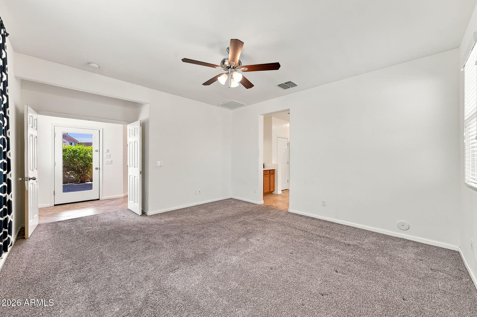 6825 N 130TH Drive, Glendale, AZ 85307 — photo 15 of 36