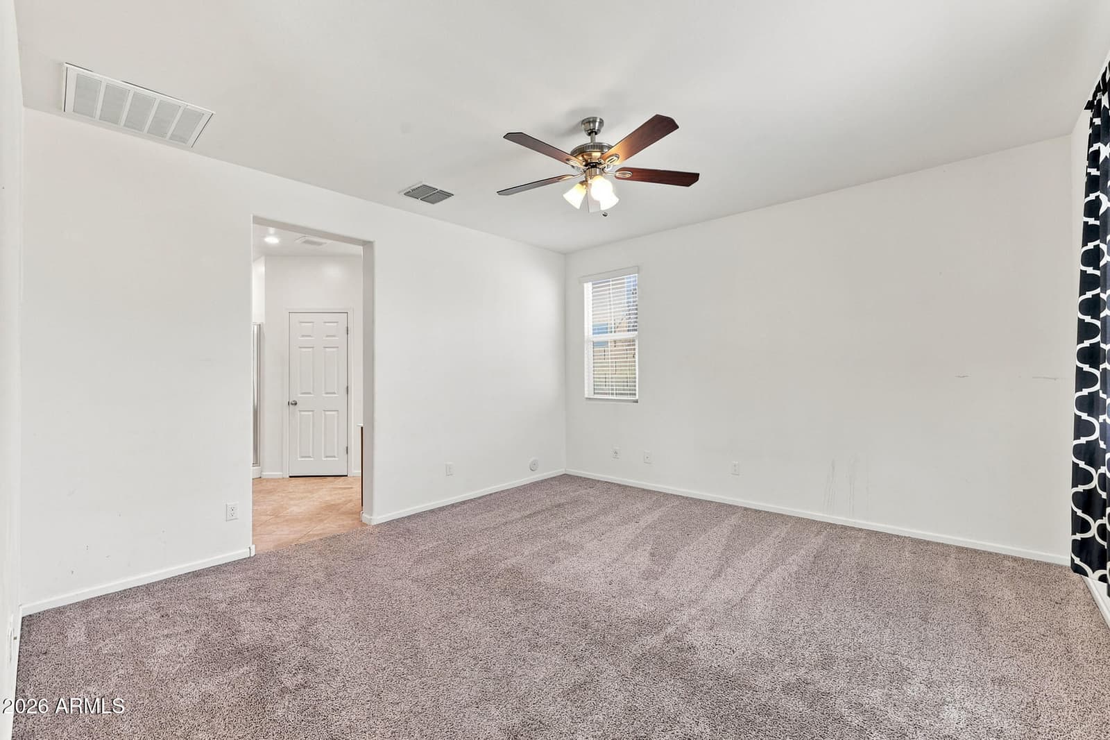6825 N 130TH Drive, Glendale, AZ 85307 — photo 16 of 36