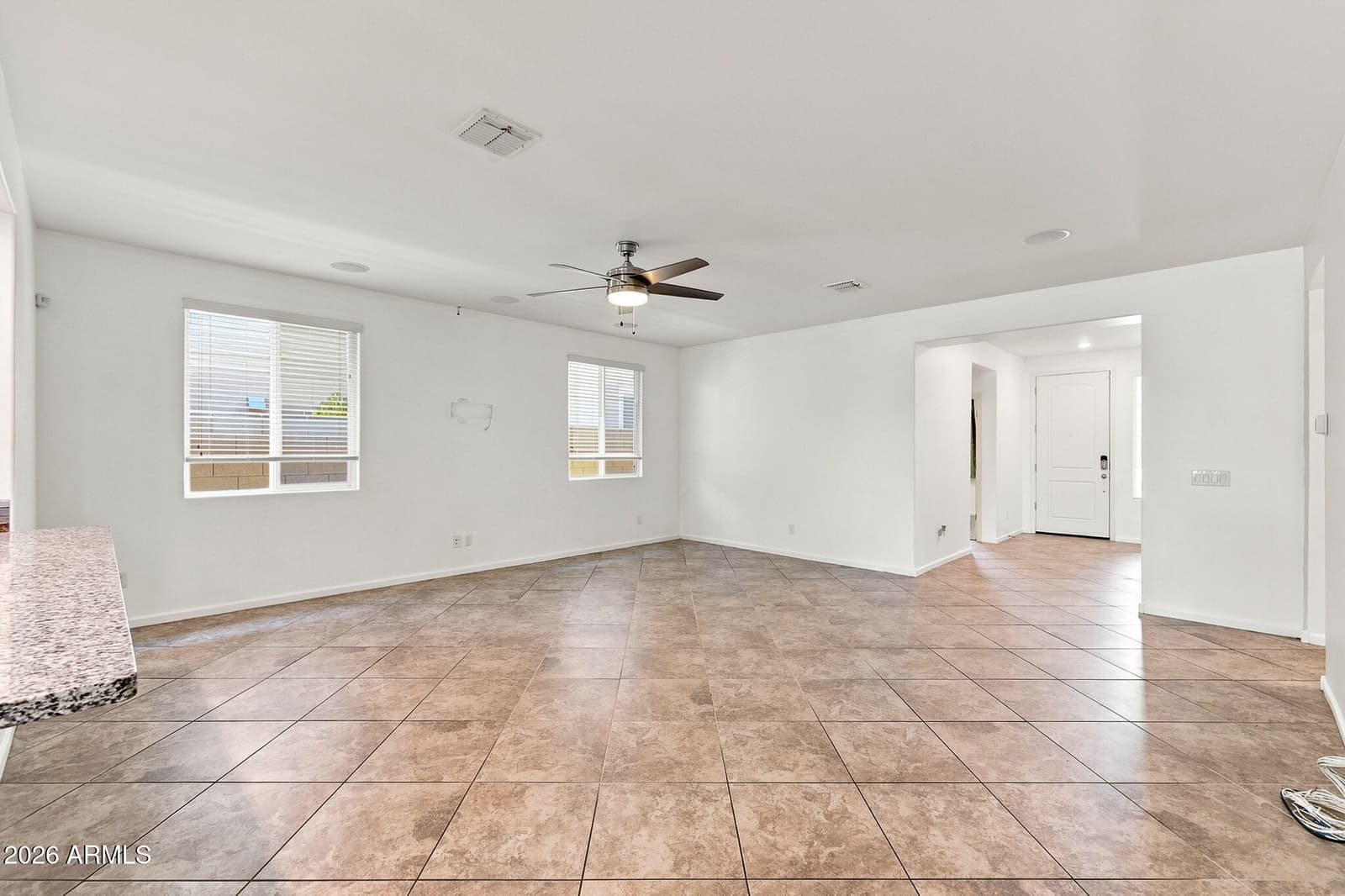 6825 N 130TH Drive, Glendale, AZ 85307 — photo 5 of 36
