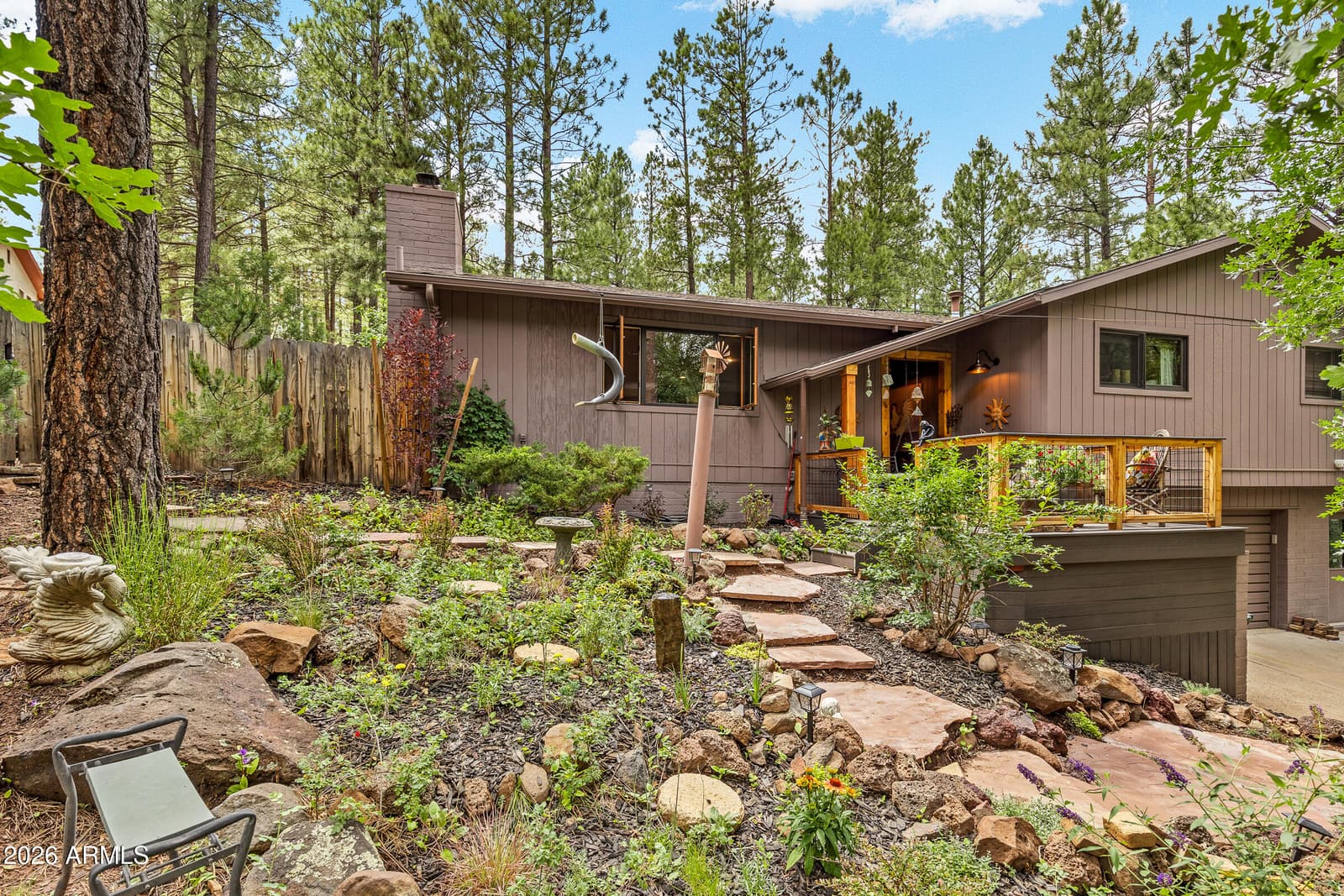 3919 N Paradise Road, Flagstaff, AZ 86004 — photo 7 of 44