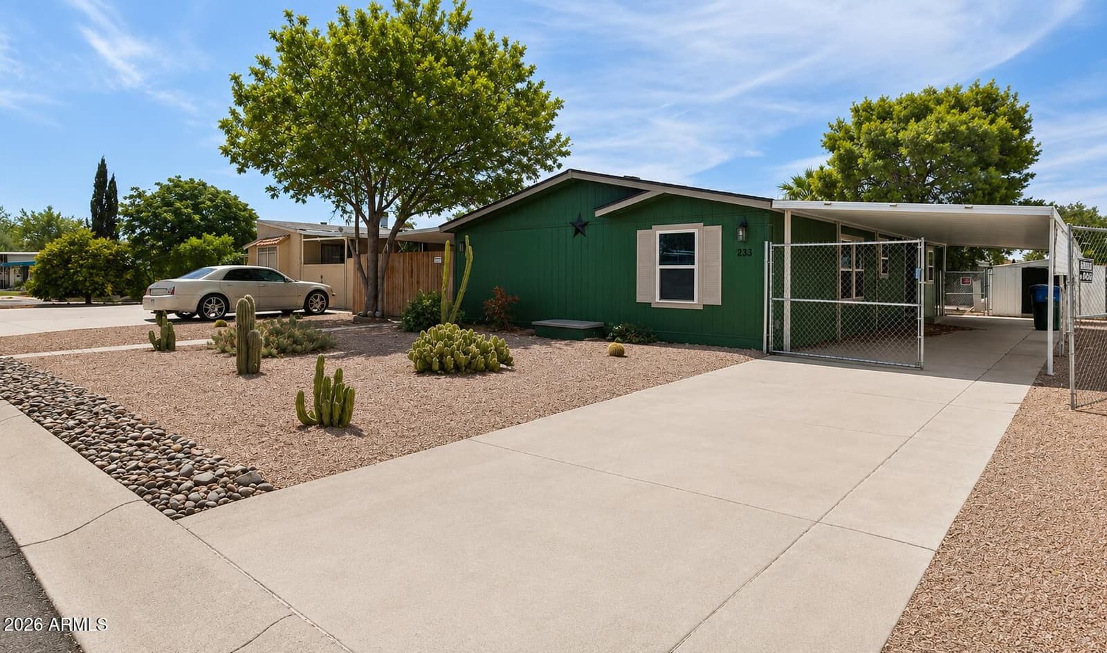 233 E MICHELLE Drive, Phoenix, AZ 85022 — photo 7 of 46