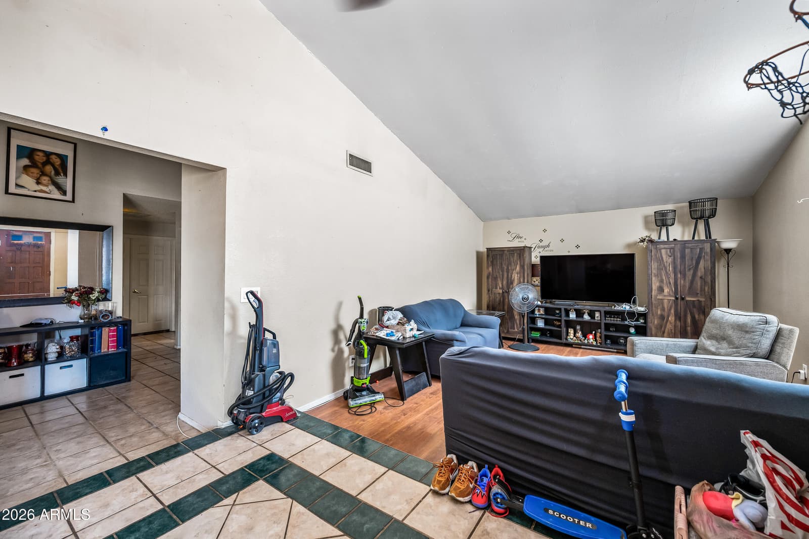 410 W BOXELDER Place, Chandler, AZ 85225 — photo 5 of 34