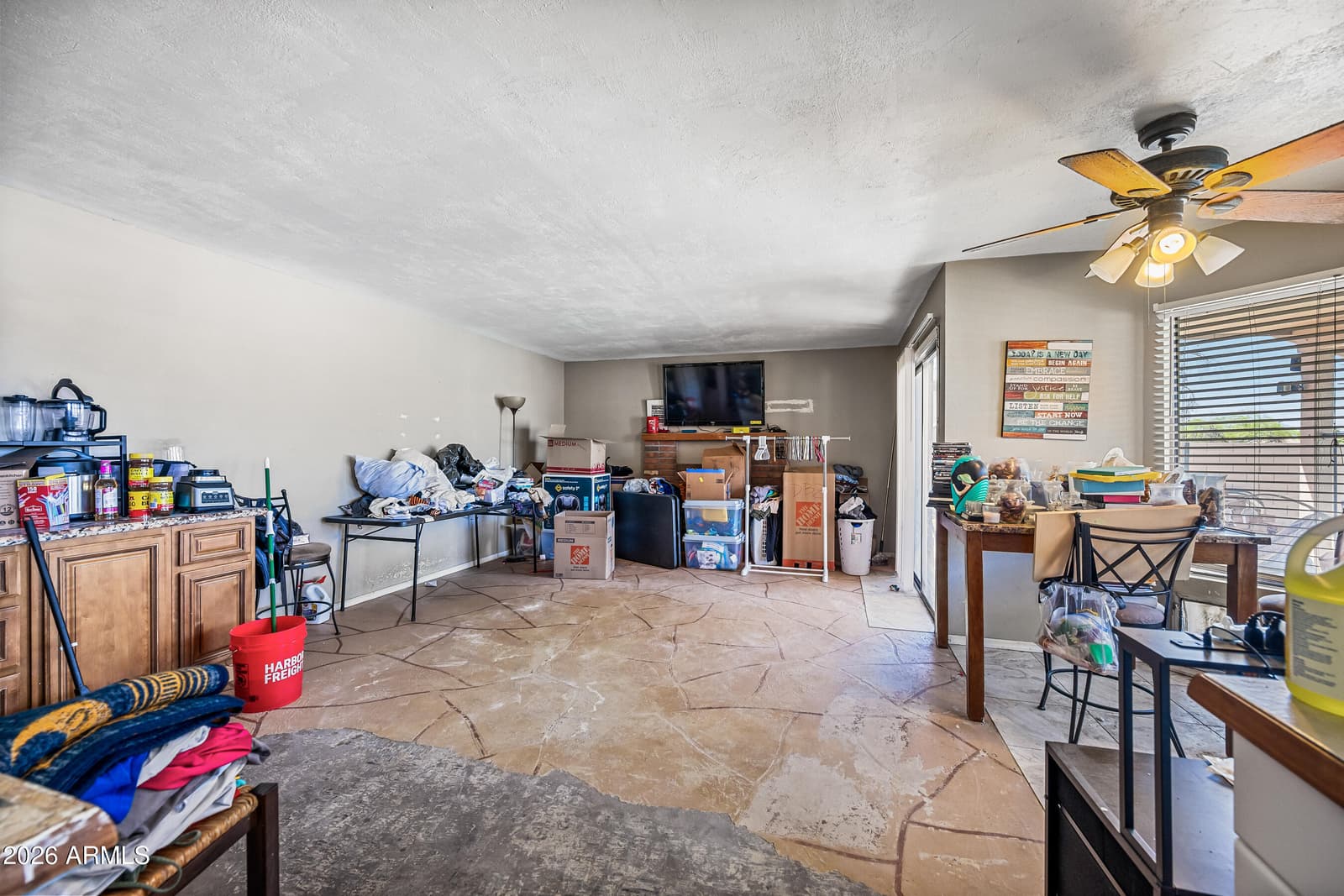 410 W BOXELDER Place, Chandler, AZ 85225 — photo 12 of 34