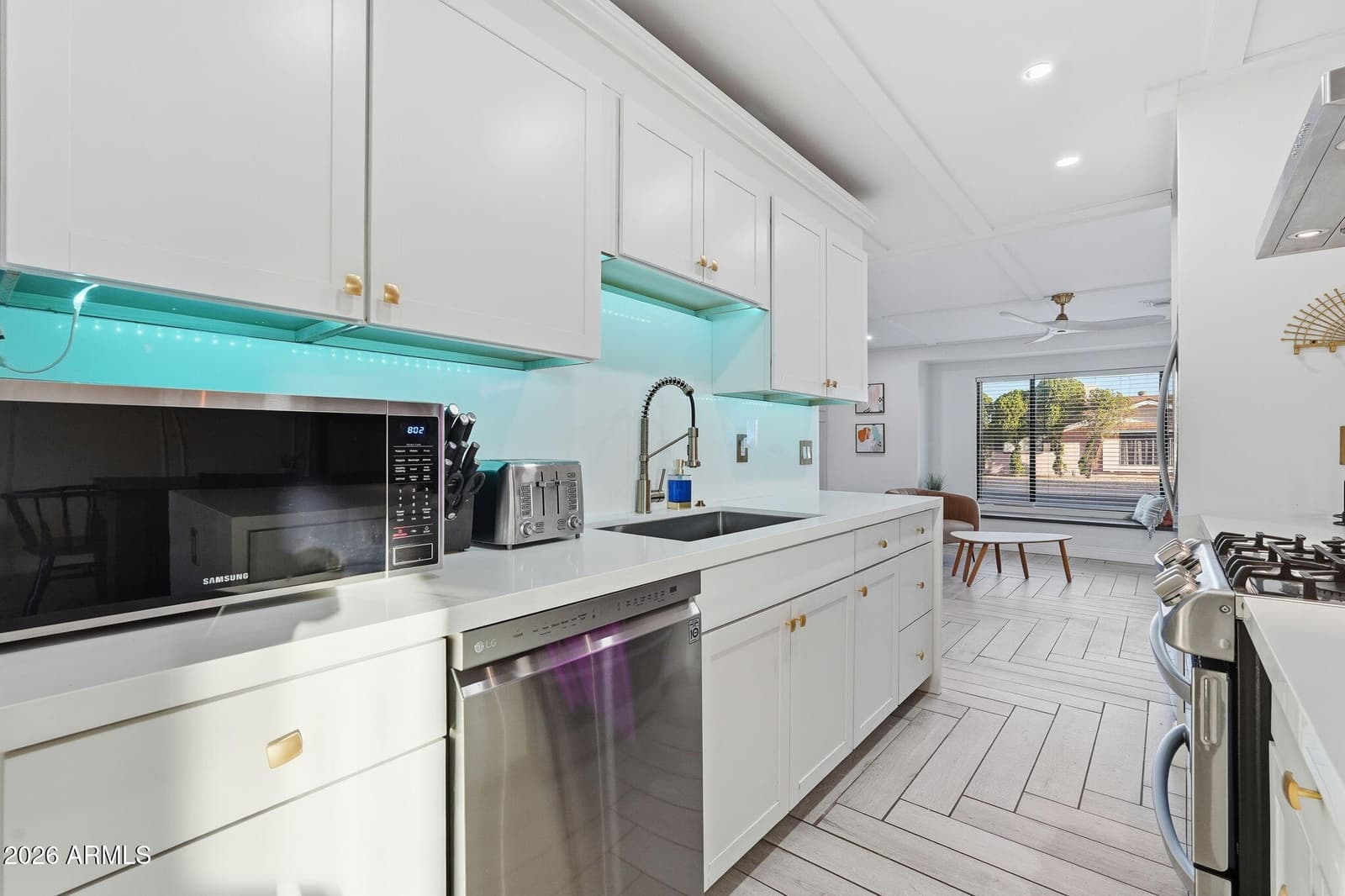 8426 E SHERIDAN Street, Scottsdale, AZ 85257 — photo 31 of 55