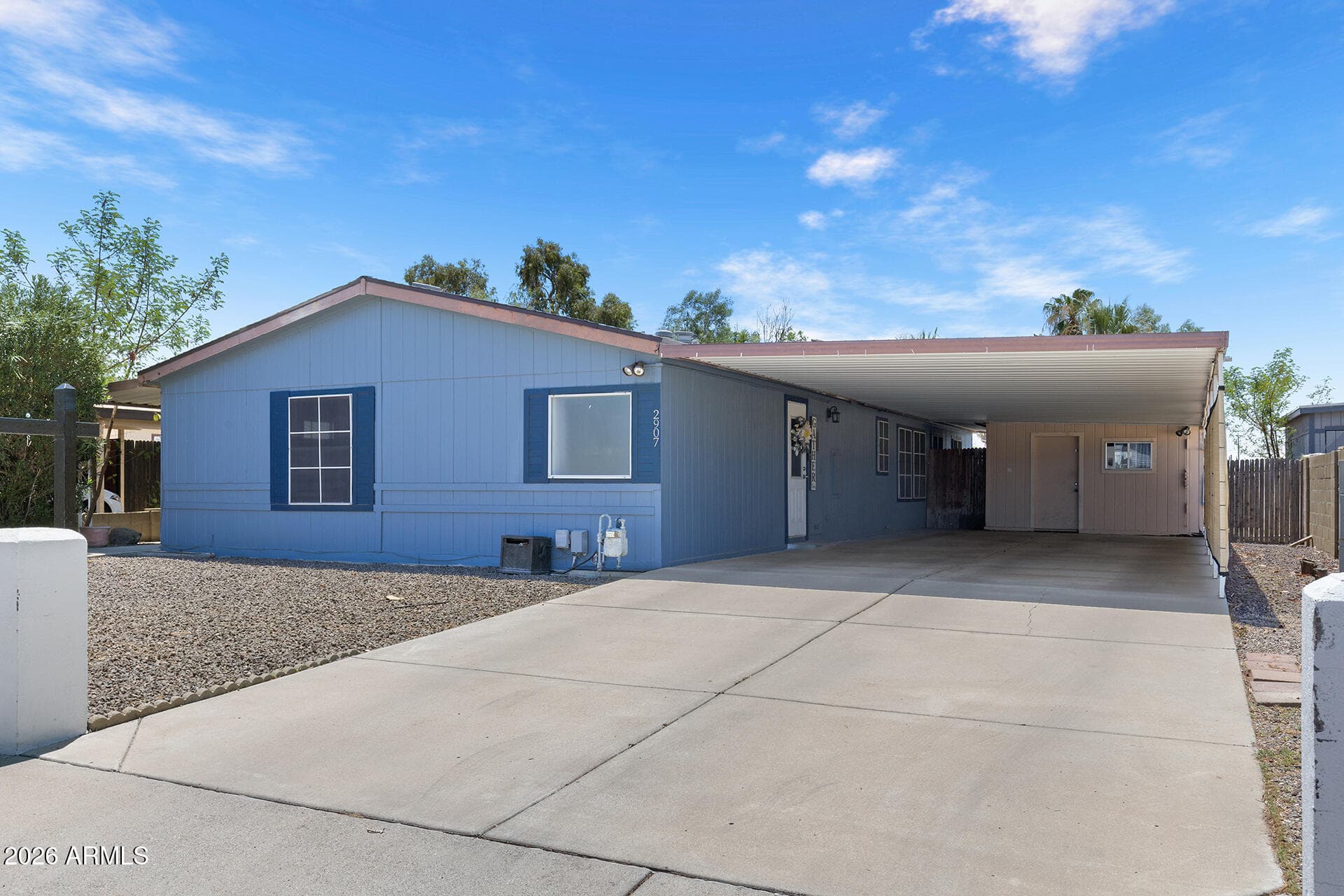2907 E SEQUOIA Drive, Phoenix, AZ 85050 — photo 4 of 55
